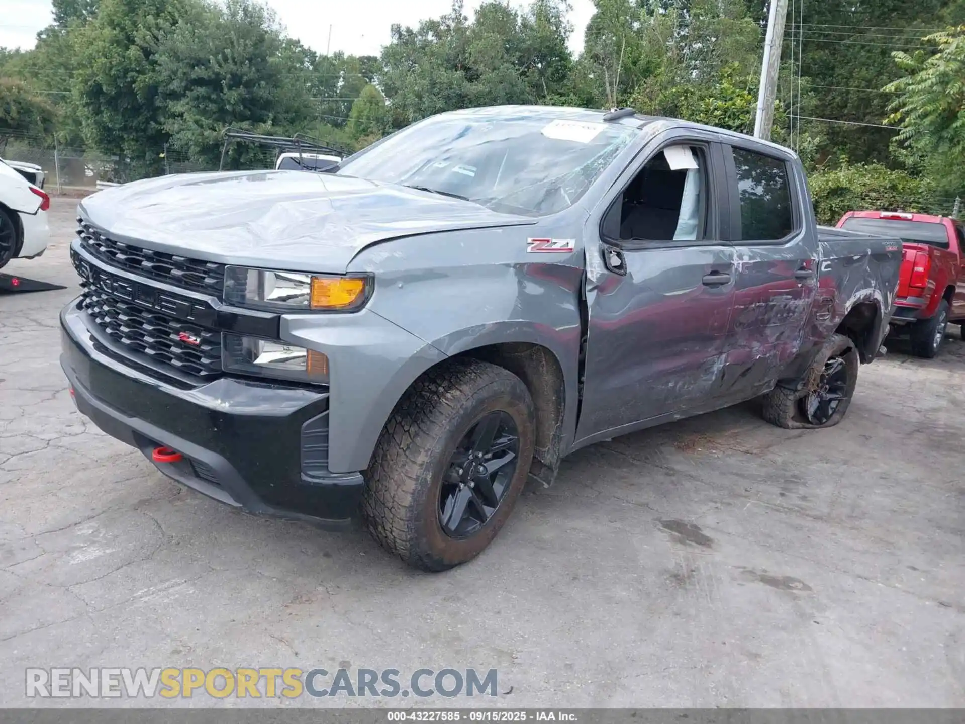 2 Photograph of a damaged car 3GCPYCEF3MG338273 CHEVROLET SILVERADO 1500 2021