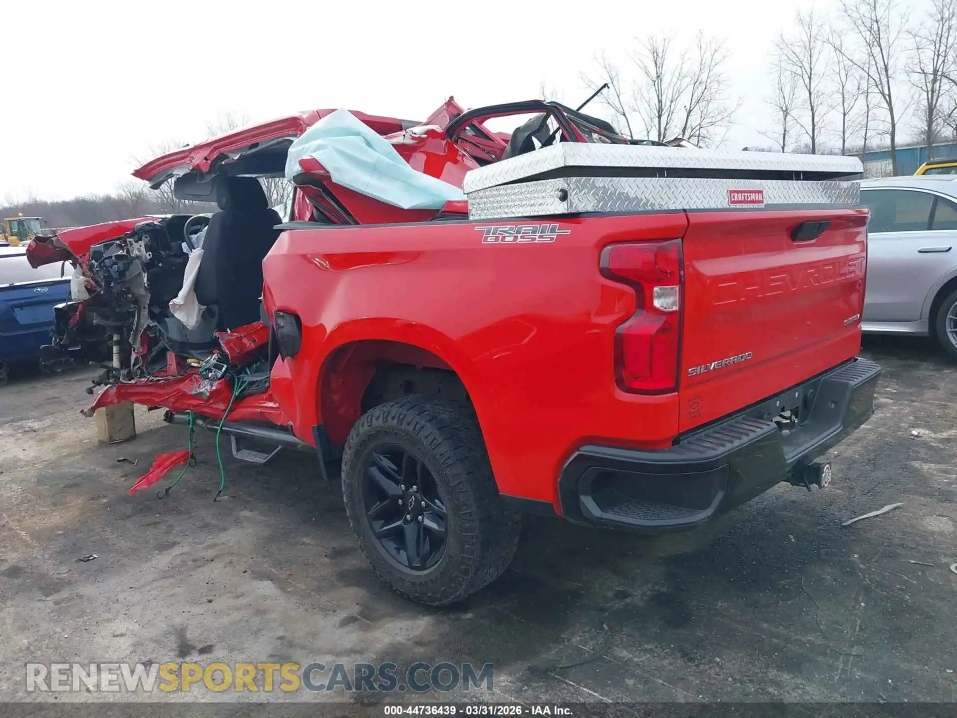 3 Photograph of a damaged car 3GCPYCEH2MG101078 CHEVROLET SILVERADO 1500 2021
