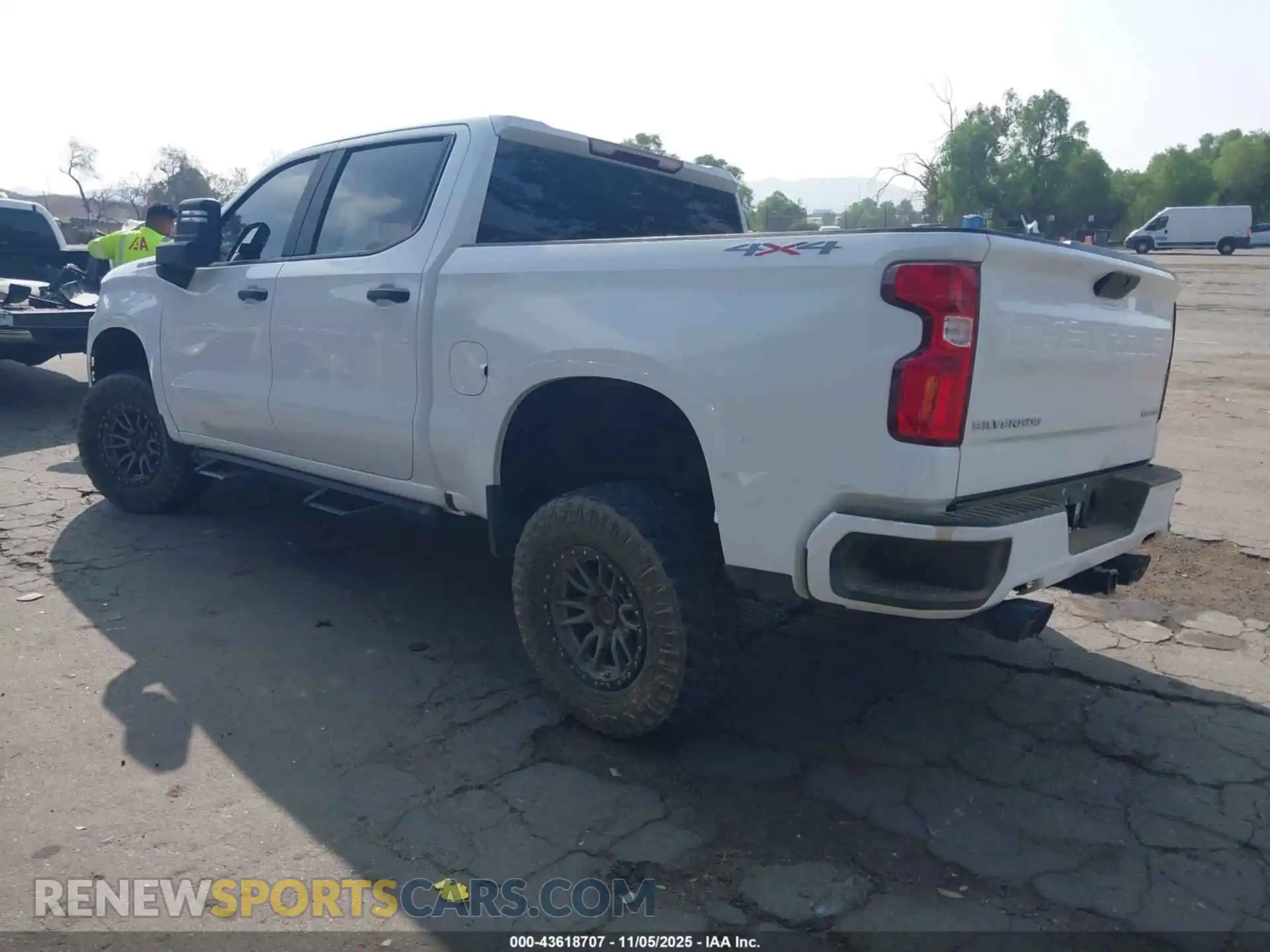 3 Фотография поврежденного автомобиля 3GCUYBEF9MG324357 CHEVROLET SILVERADO 1500 2021