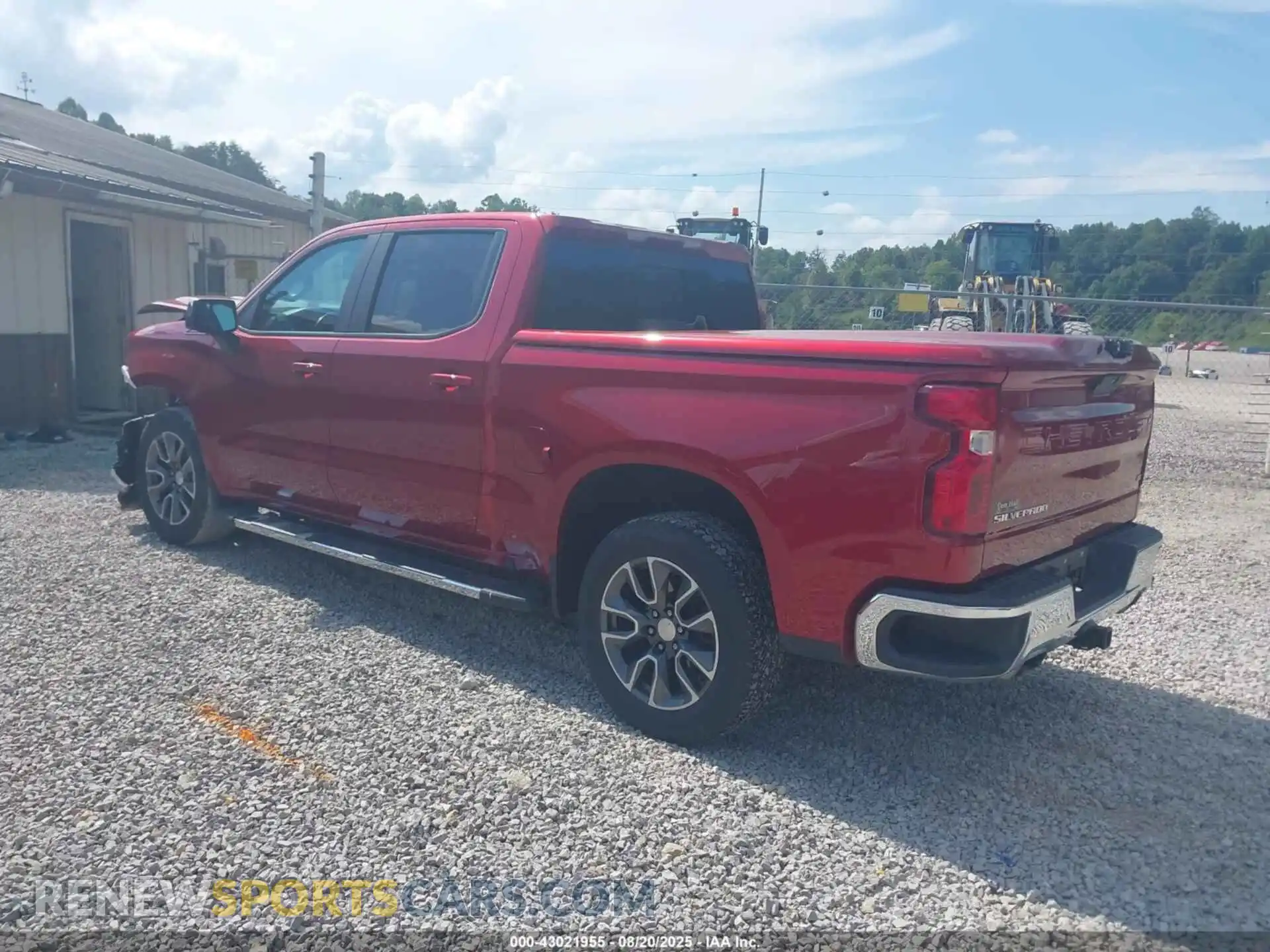 3 fotografías del automóvil dañado 3GCUYDEDXMG366336 CHEVROLET SILVERADO 1500 2021