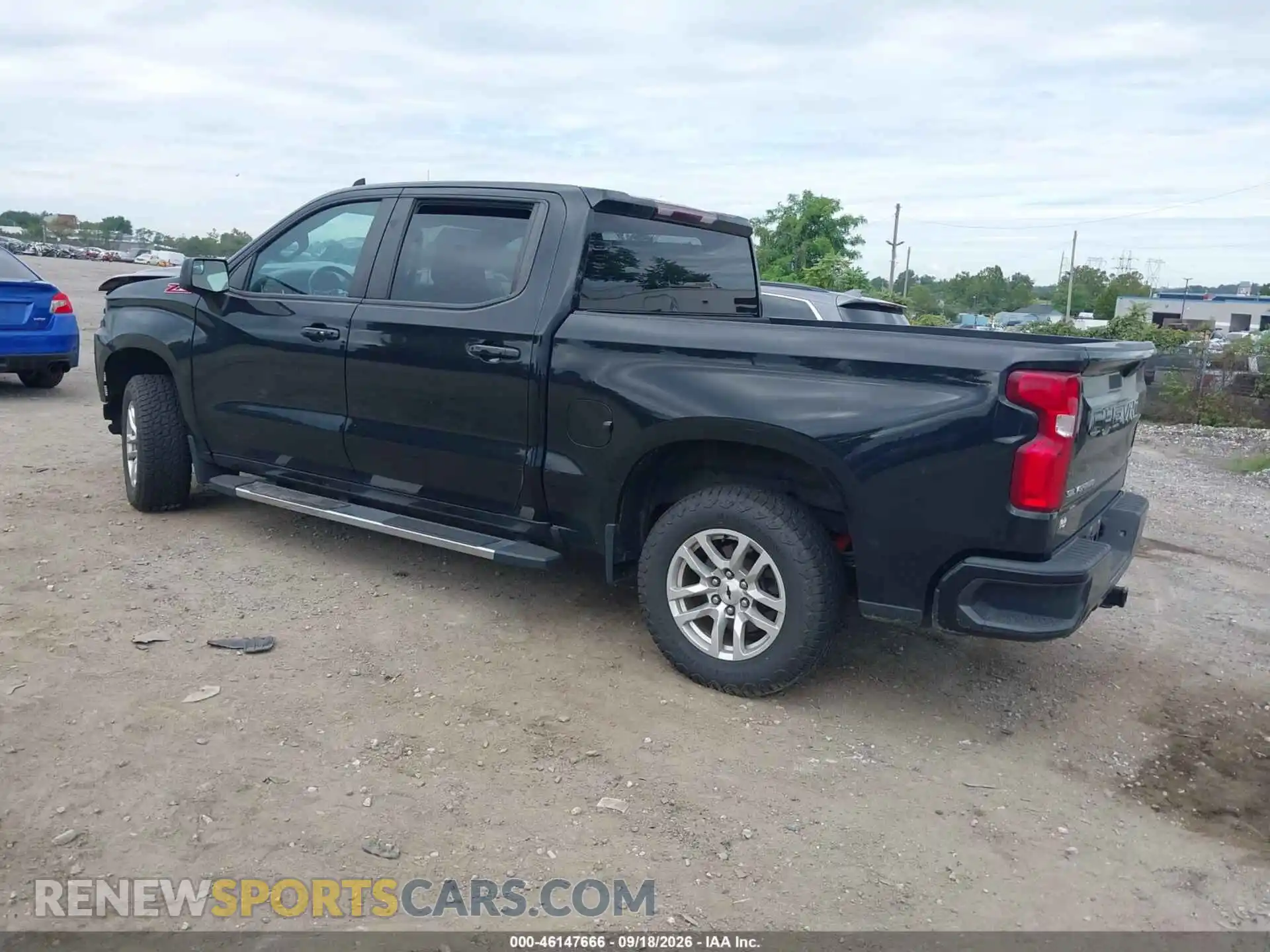 3 Photograph of a damaged car 3GCUYEED3MG397756 CHEVROLET SILVERADO 1500 2021