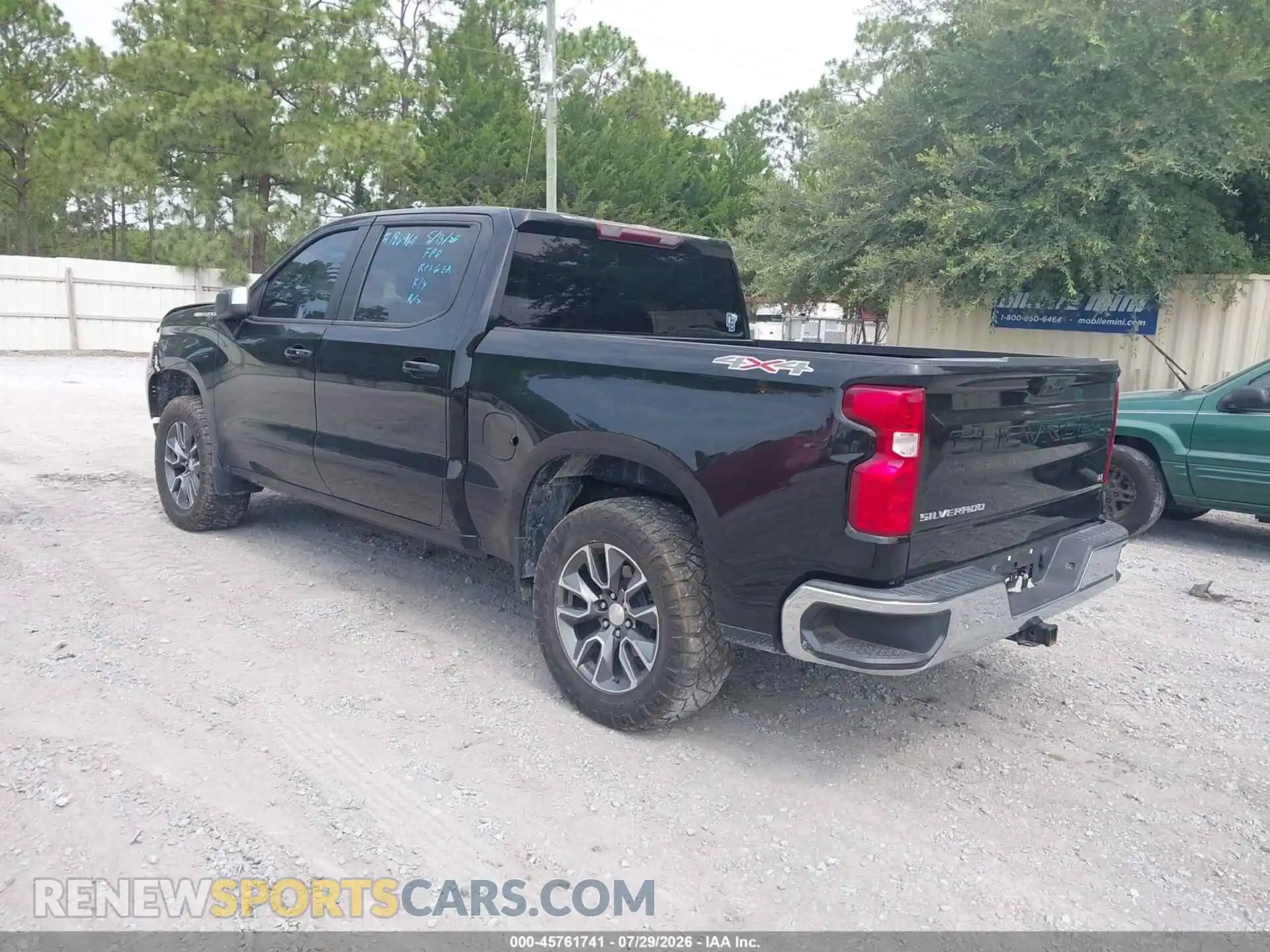 3 Photograph of a damaged car 3GCPDDEK2NG629735 CHEVROLET SILVERADO 1500 2022