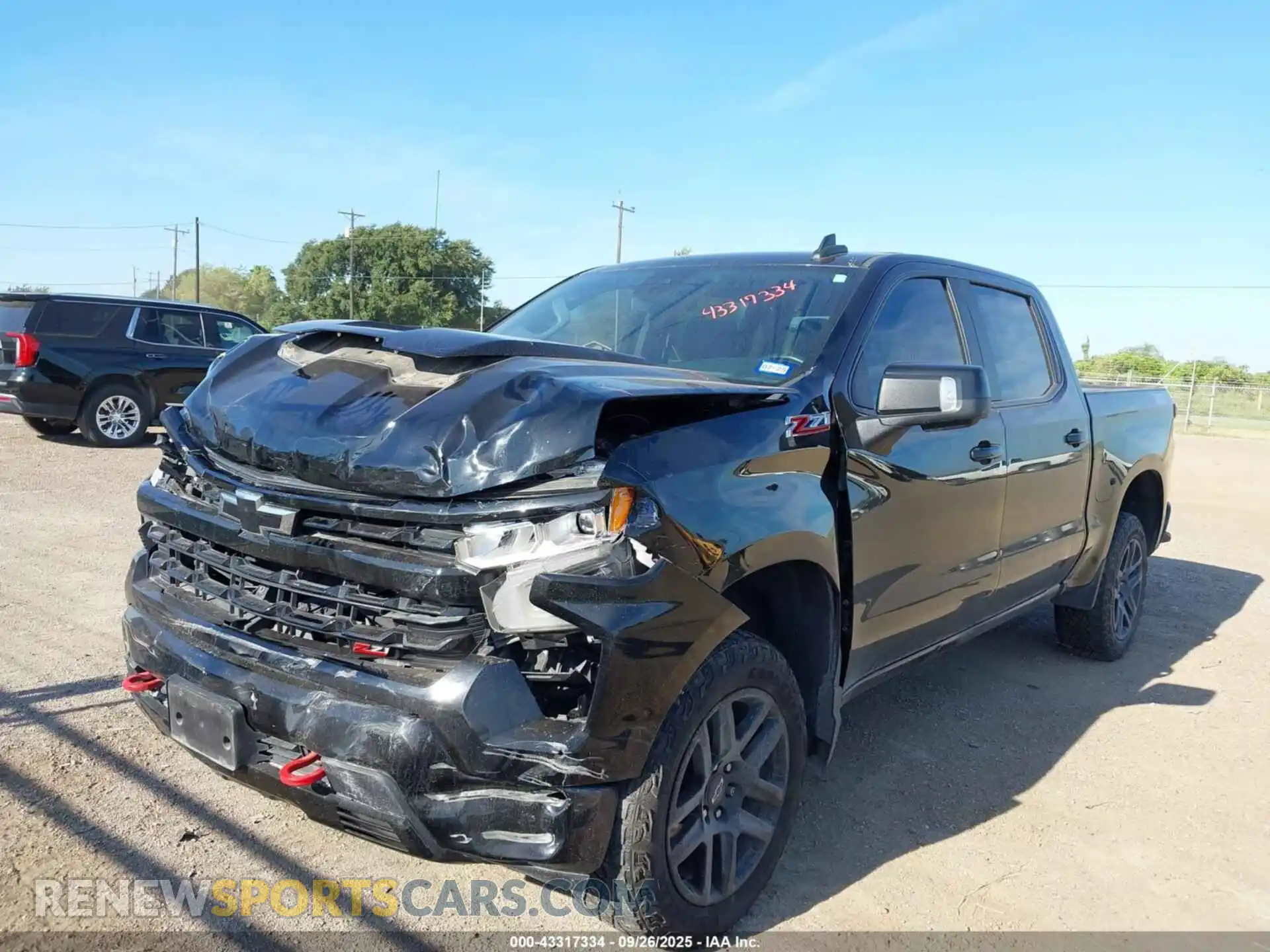 2 Photograph of a damaged car 3GCUDFED6NG637224 CHEVROLET SILVERADO 1500 2022