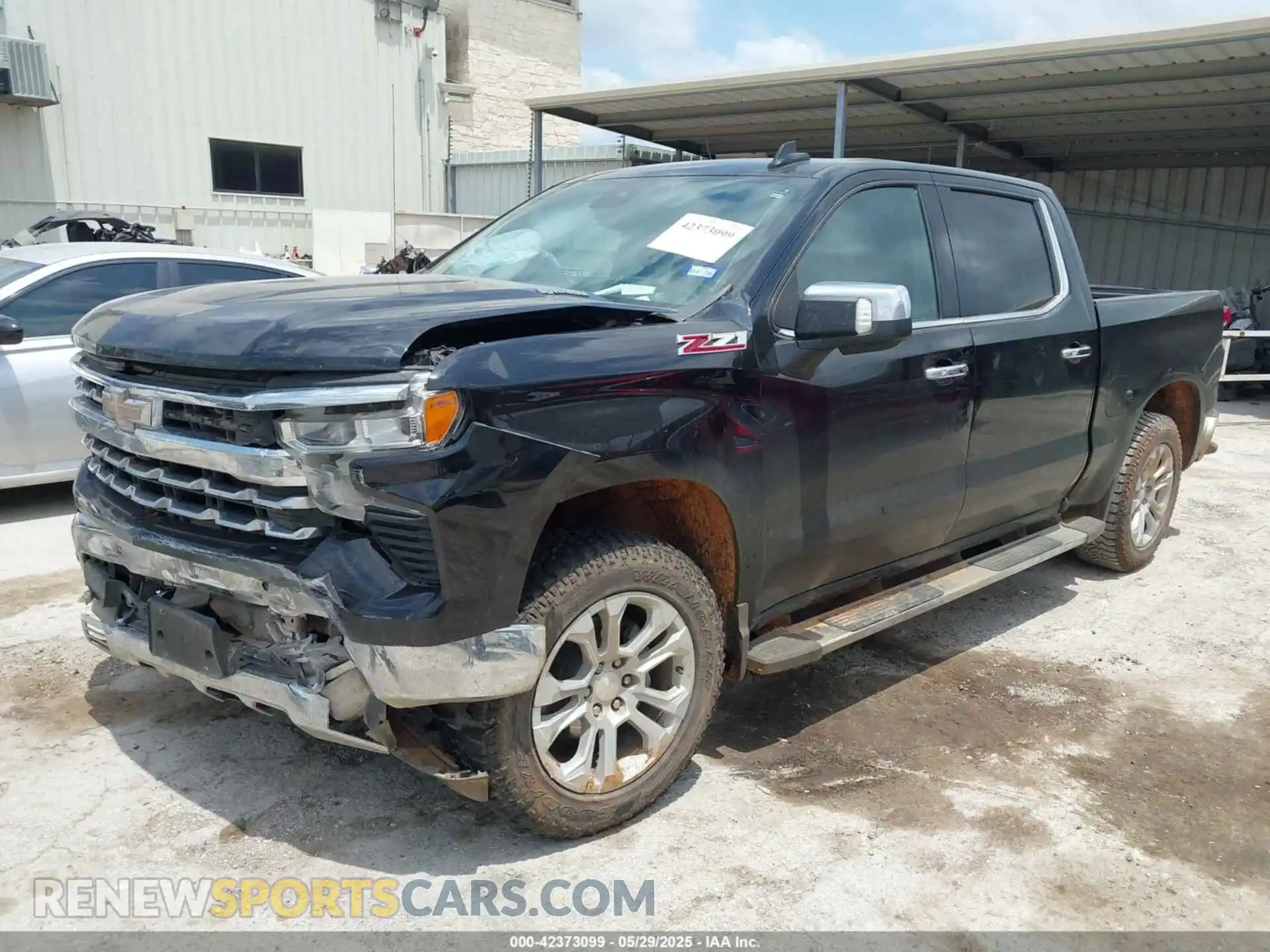 2 Photograph of a damaged car 3GCUDGET2NG674574 CHEVROLET SILVERADO 1500 2022