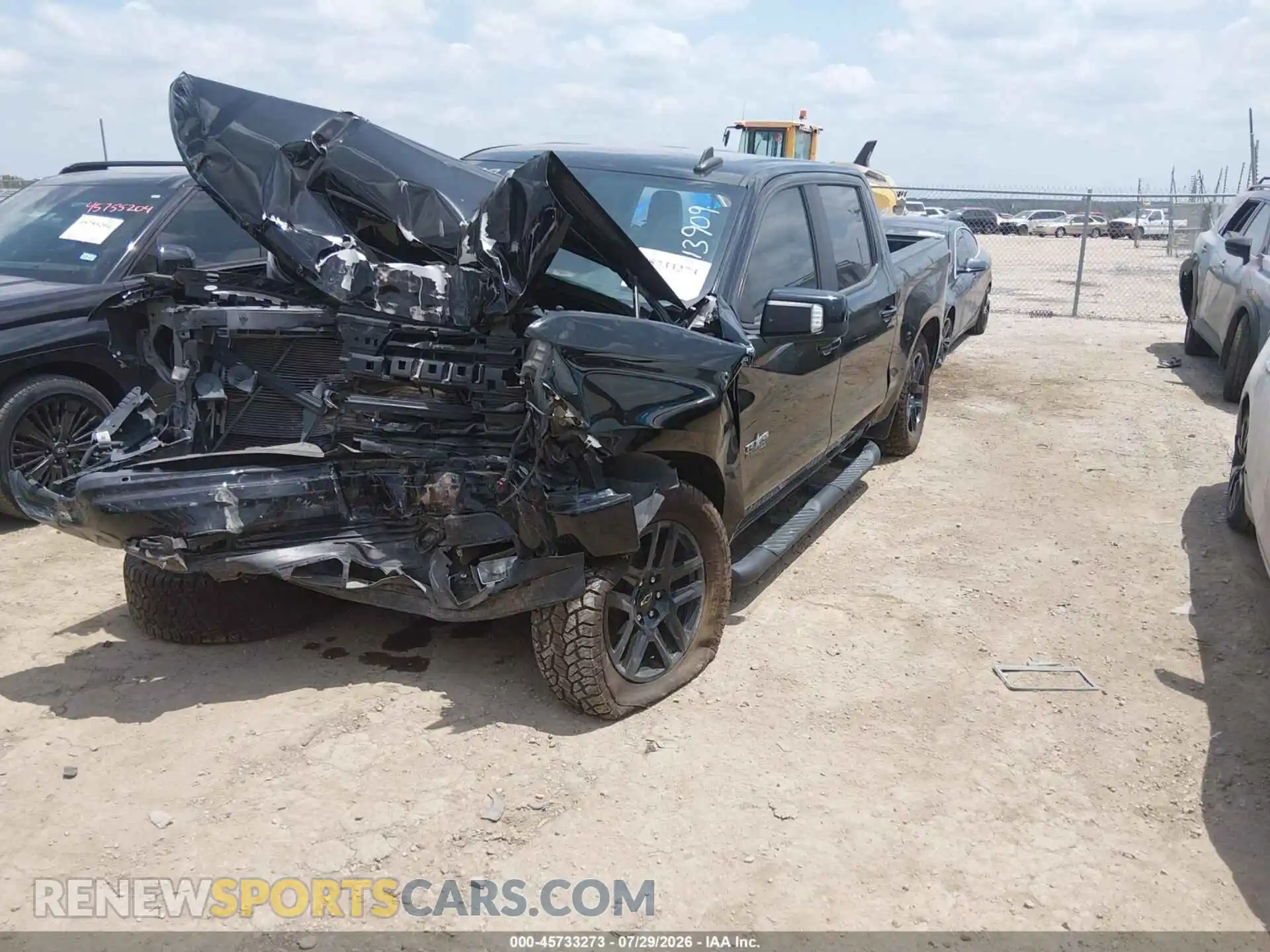 2 fotografías del automóvil dañado 2GCUDEED7P1113909 CHEVROLET SILVERADO 1500 2023