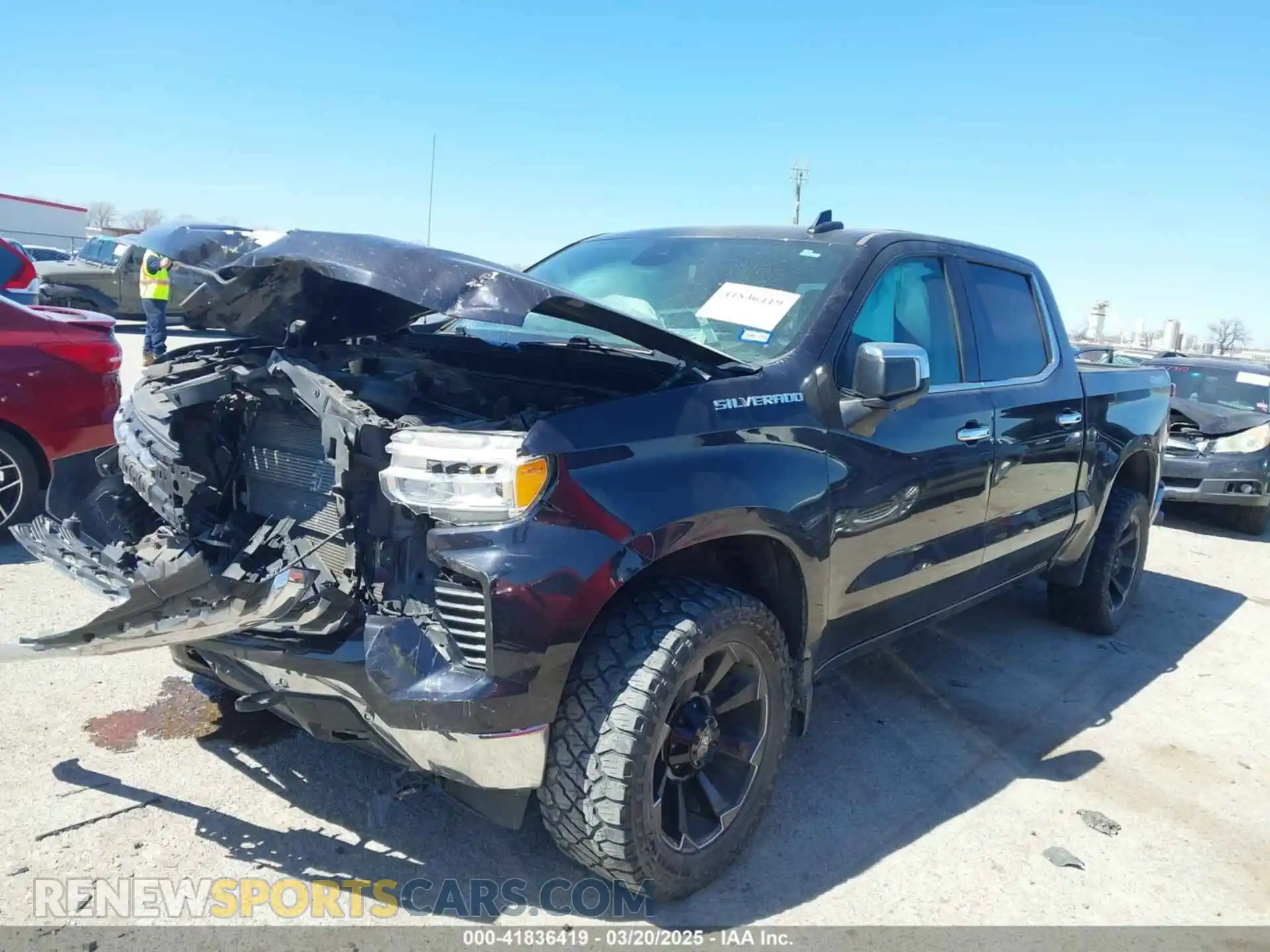 2 Фотография поврежденного автомобиля 2GCUDGED1P1106370 CHEVROLET SILVERADO 1500 2023