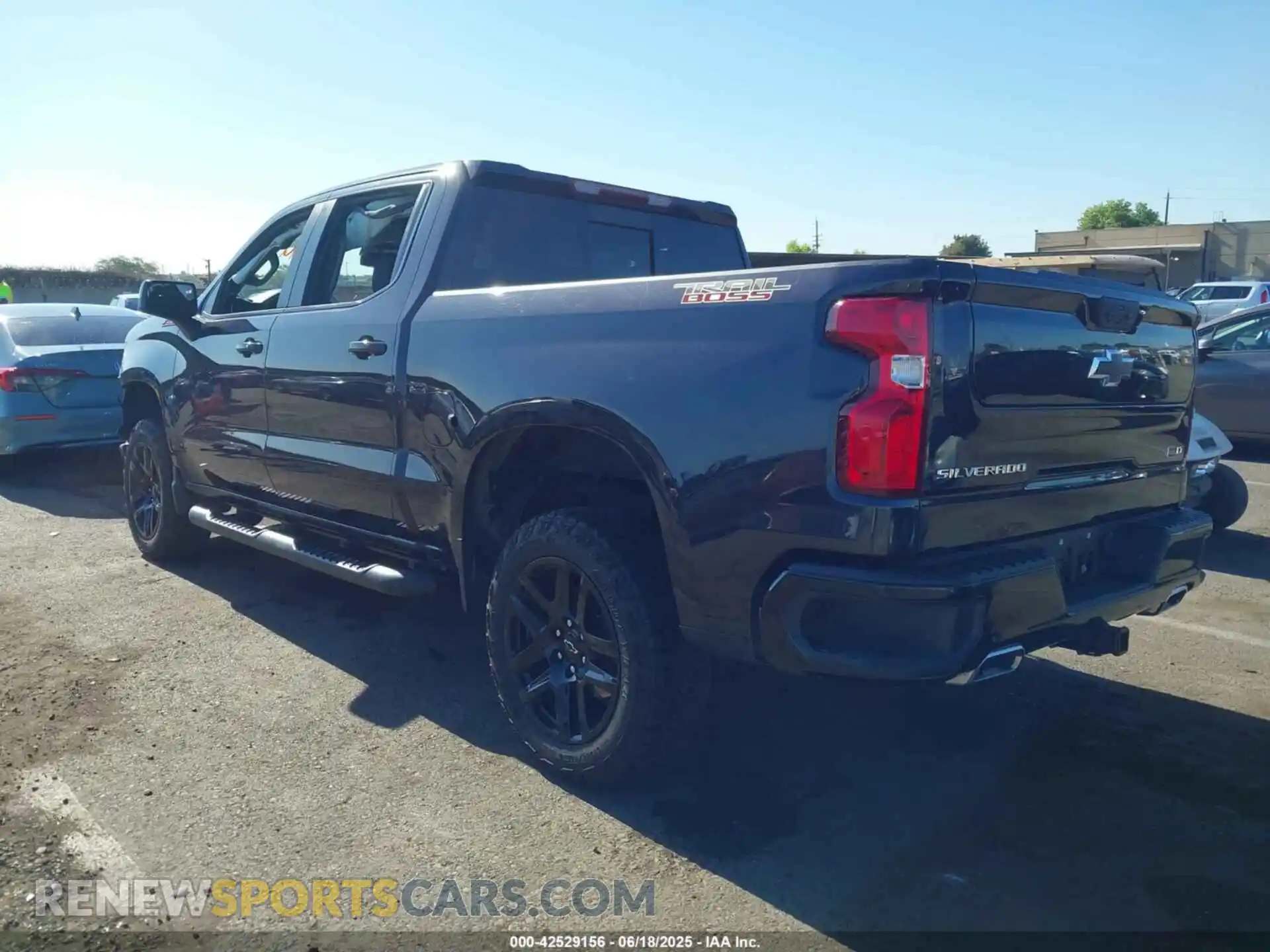 3 Фотография поврежденного автомобиля 3GCUDFE88PG186755 CHEVROLET SILVERADO 1500 2023