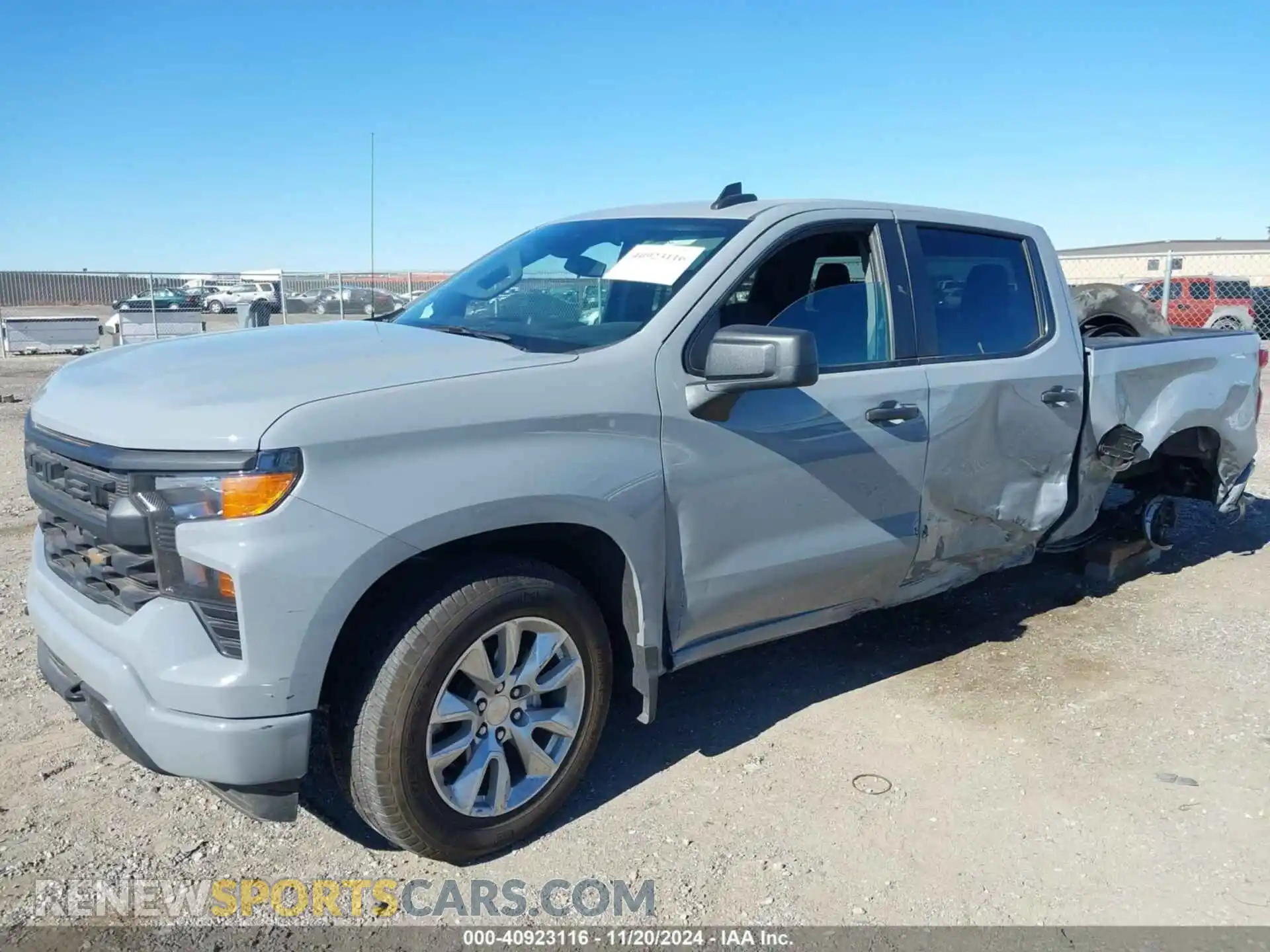 2 fotografías del automóvil dañado 1GCPABEK9RZ232509 CHEVROLET SILVERADO 1500 2024