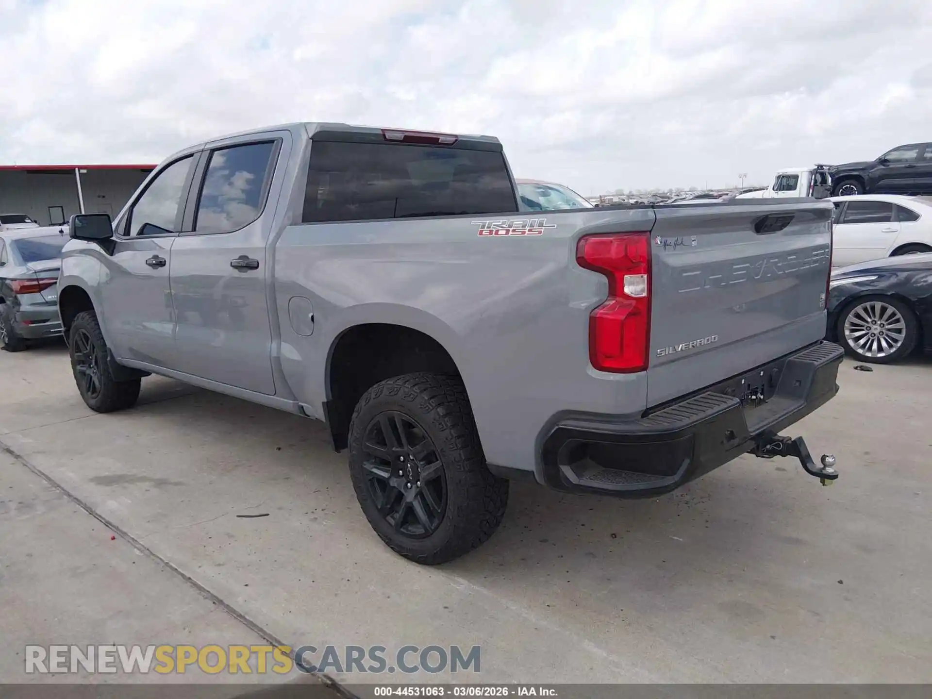 3 Photograph of a damaged car 3GCPDFEK3RG396336 CHEVROLET SILVERADO 1500 2024