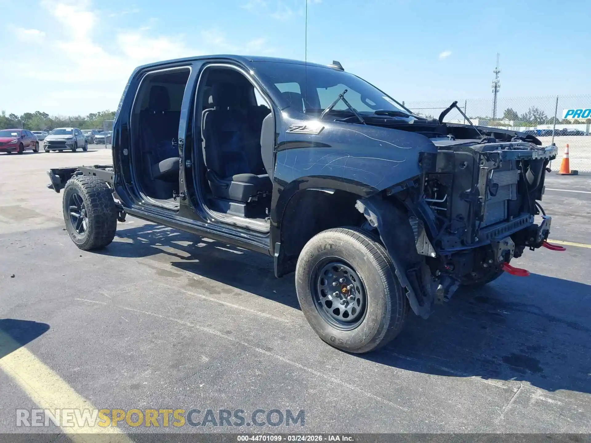 1 Photograph of a damaged car 3GCUDCED5RG290988 CHEVROLET SILVERADO 1500 2024