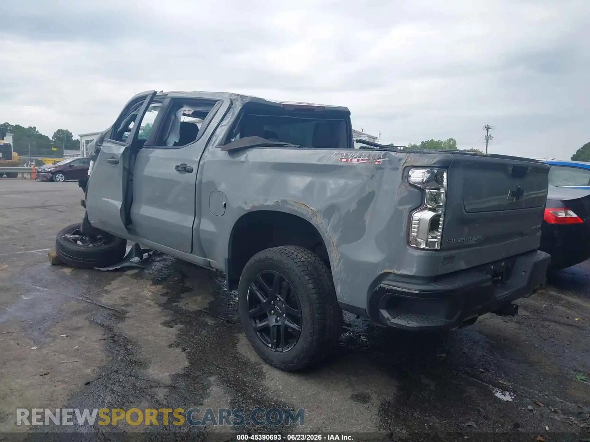3 Photograph of a damaged car 3GCUDCED9RG368141 CHEVROLET SILVERADO 1500 2024