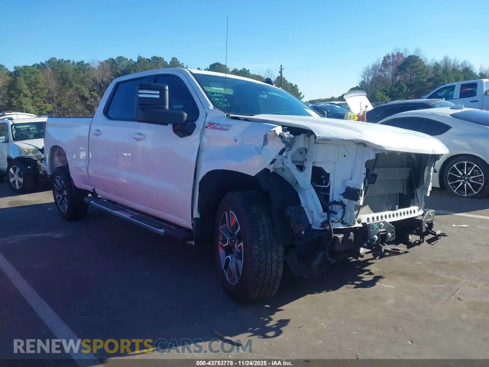 1 Photograph of a damaged car 3GCUDDED2RG203392 CHEVROLET SILVERADO 1500 2024