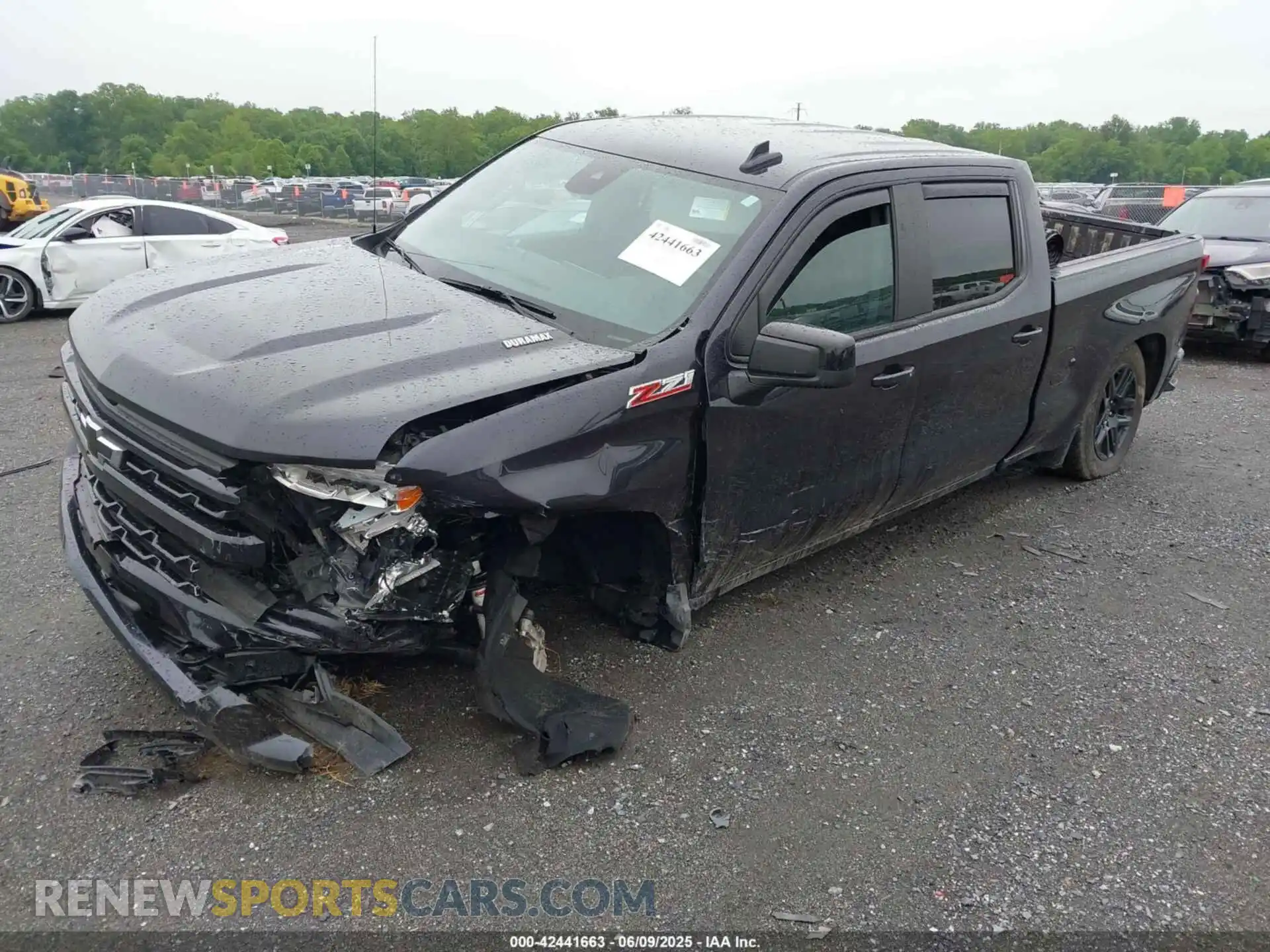 2 Photograph of a damaged car 3GCUDEE8XRG188097 CHEVROLET SILVERADO 1500 2024