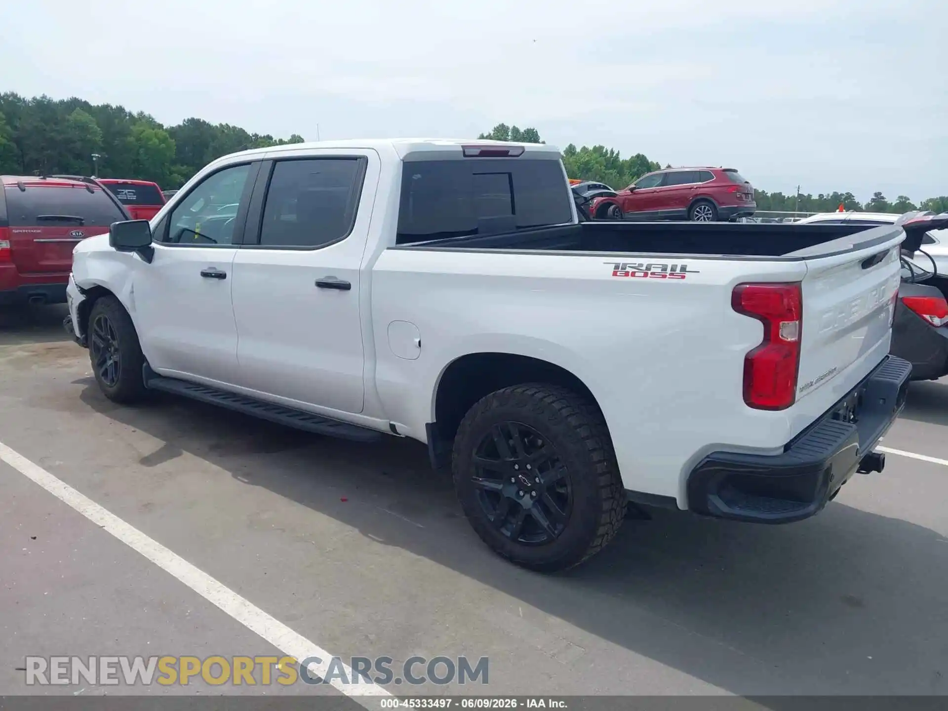 3 Фотография поврежденного автомобиля 3GCUDFED2RG134425 CHEVROLET SILVERADO 1500 2024