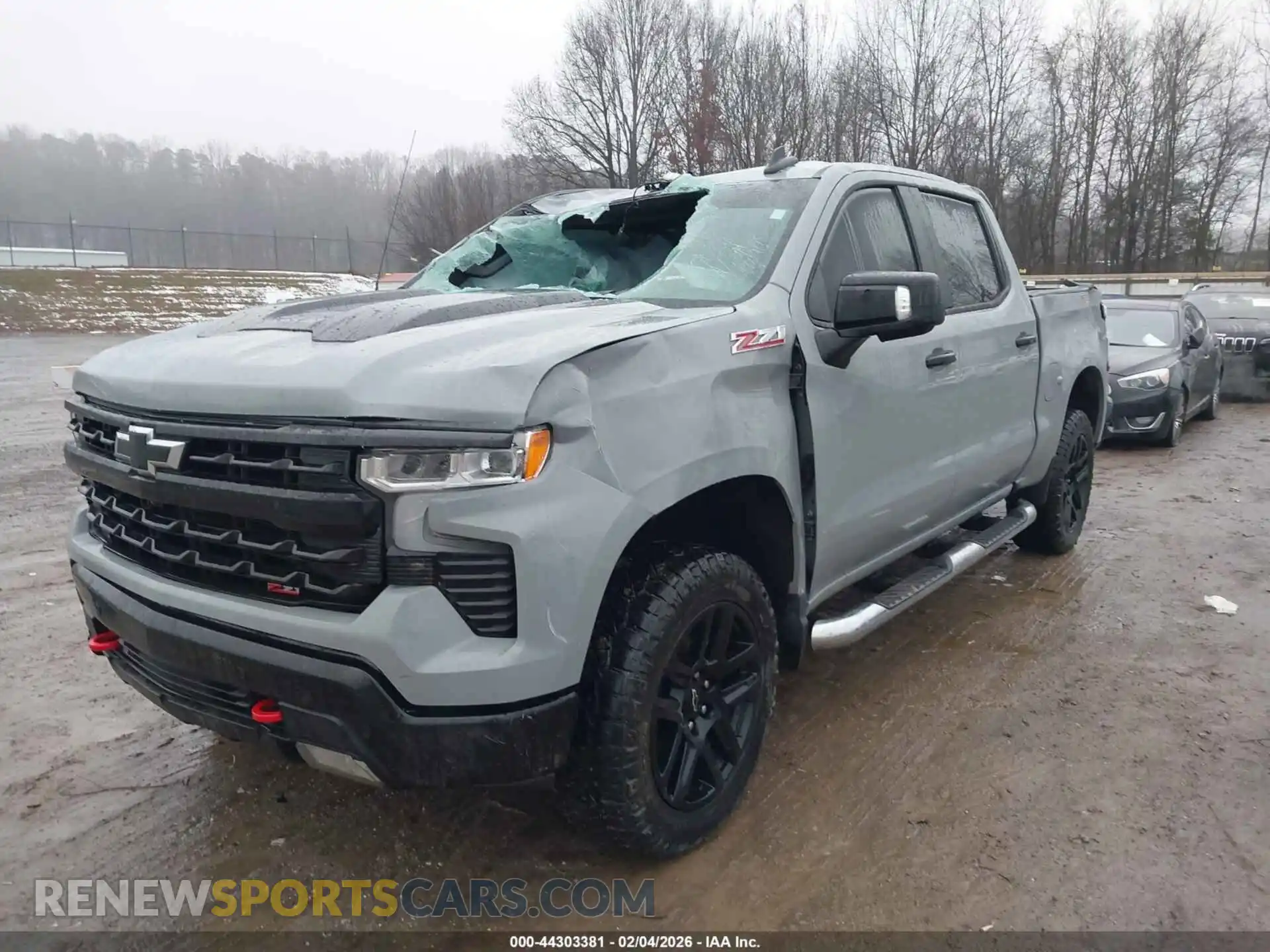 2 Photograph of a damaged car 3GCUDFED2RG154724 CHEVROLET SILVERADO 1500 2024