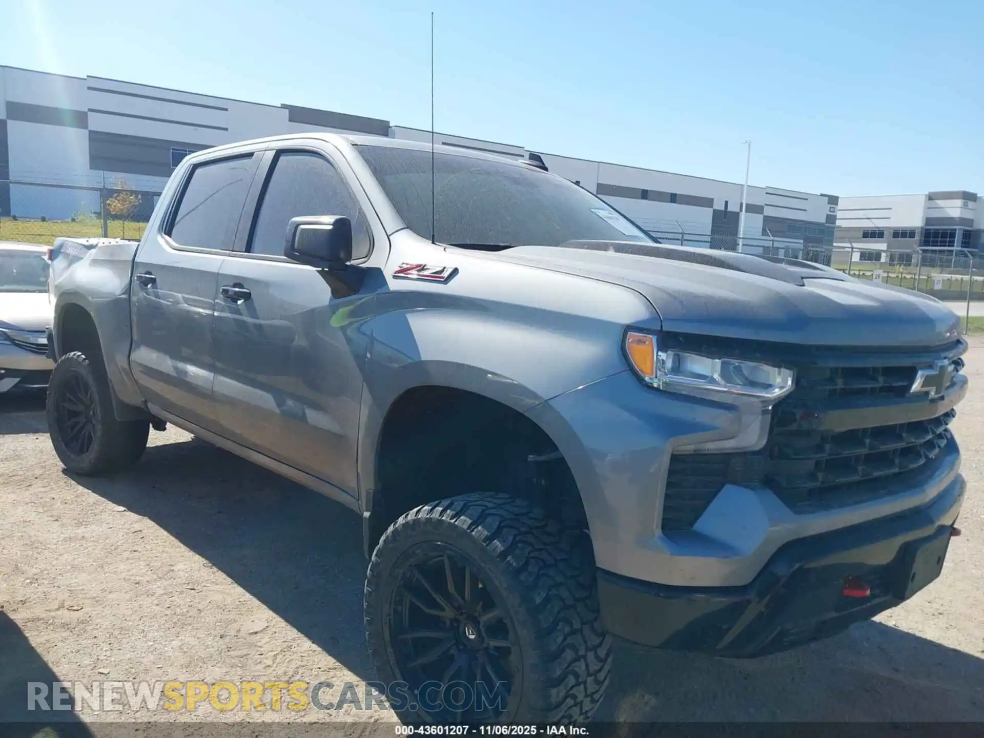 1 fotografías del automóvil dañado 3GCUDFED2RG297186 CHEVROLET SILVERADO 1500 2024