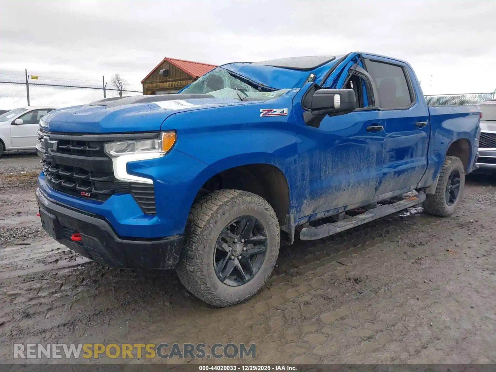 2 Photograph of a damaged car 3GCUDFED3RG120422 CHEVROLET SILVERADO 1500 2024
