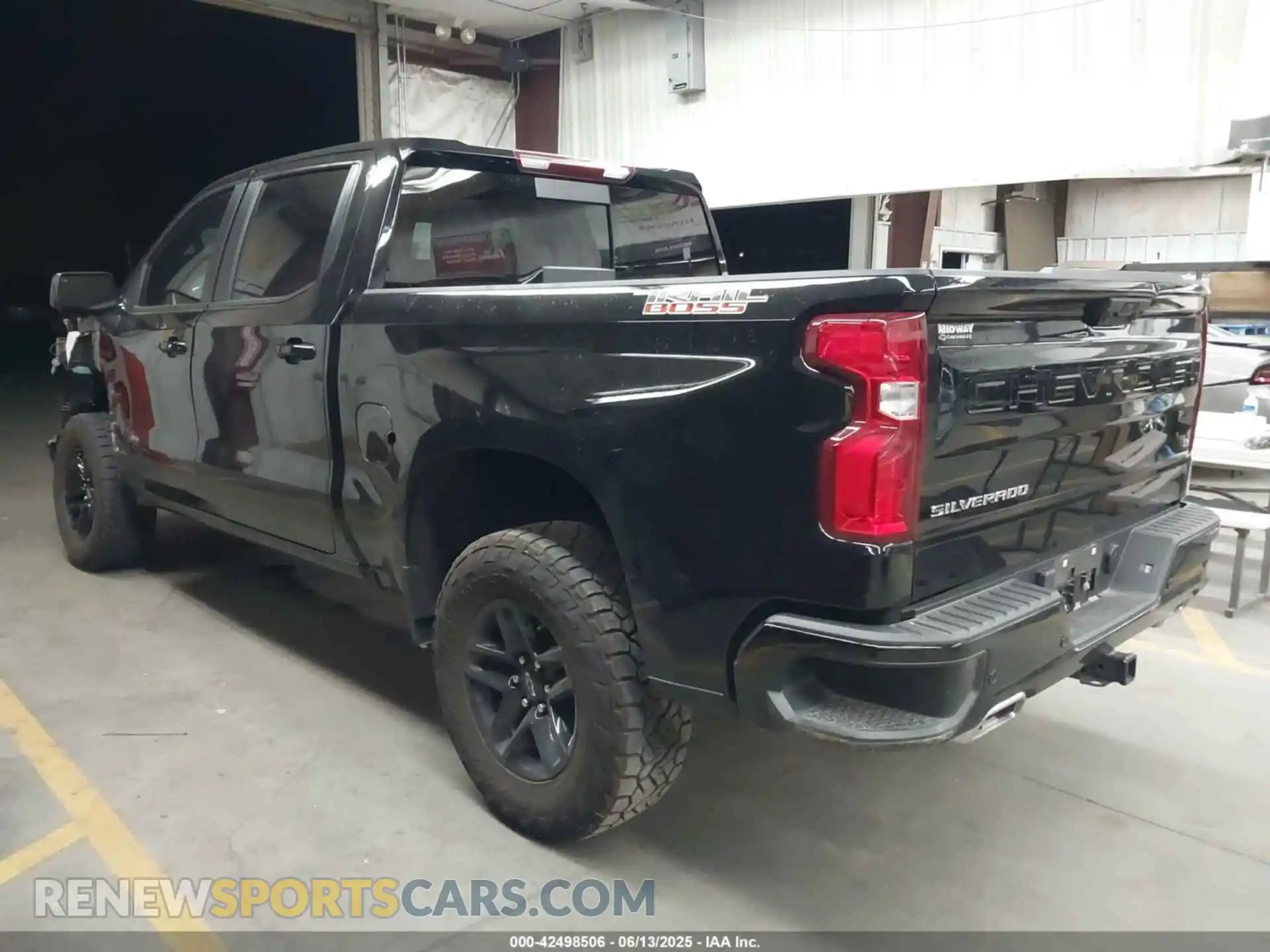 3 Photograph of a damaged car 3GCUDFED3RG198327 CHEVROLET SILVERADO 1500 2024