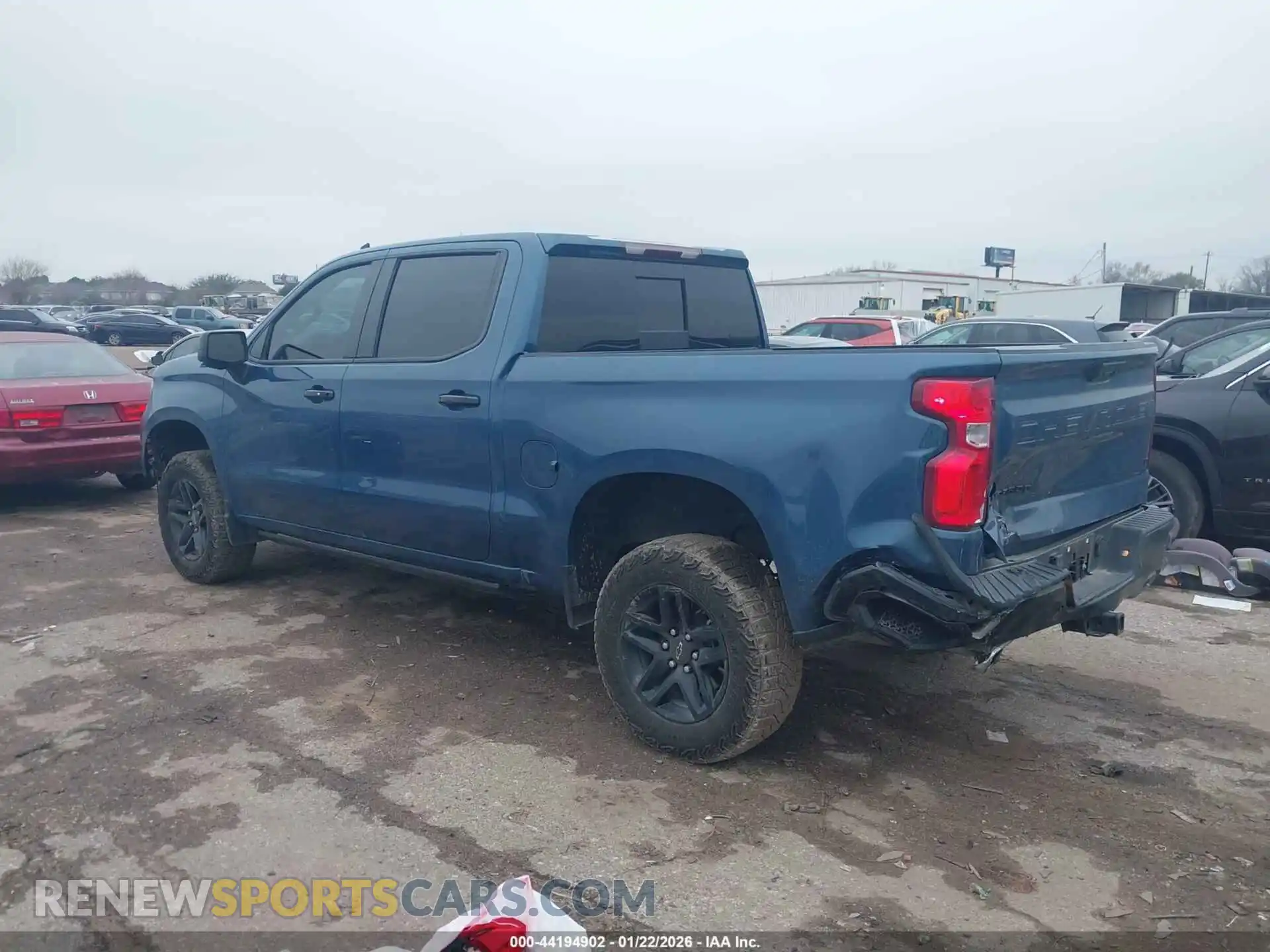3 Photograph of a damaged car 3GCUDFED4RG213885 CHEVROLET SILVERADO 1500 2024