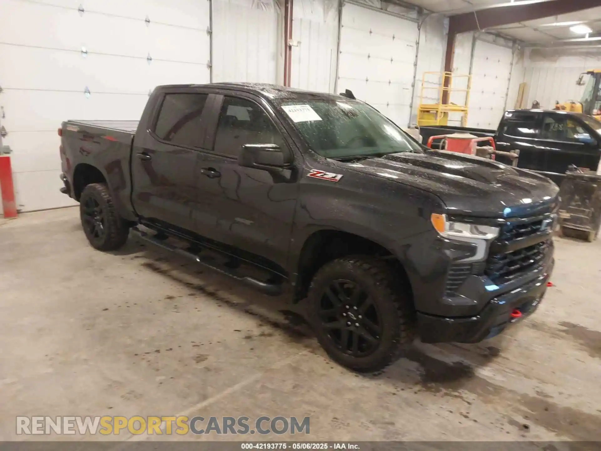 1 Photograph of a damaged car 3GCUDFED5RG123564 CHEVROLET SILVERADO 1500 2024