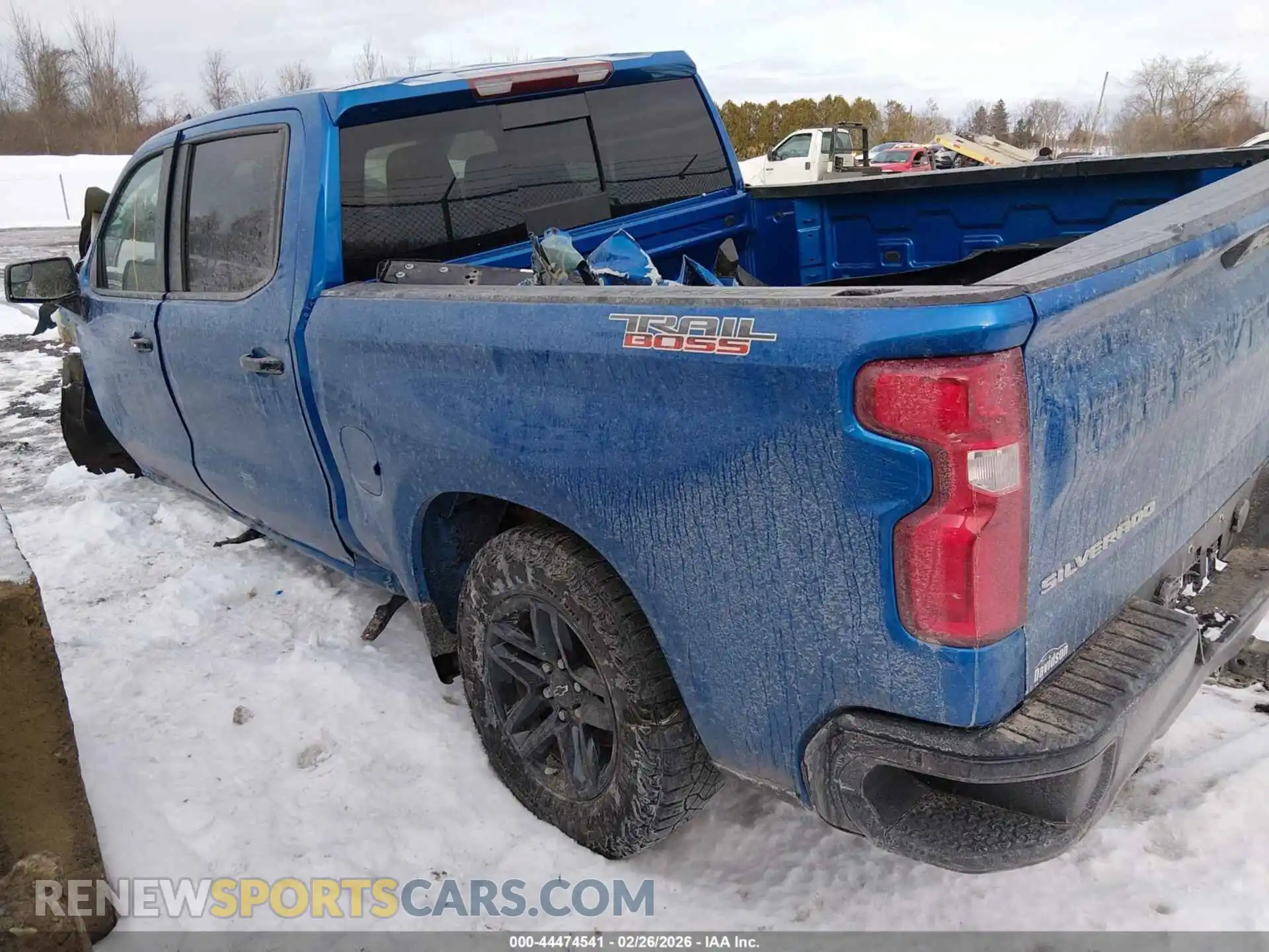 3 Photograph of a damaged car 3GCUDFED5RG136394 CHEVROLET SILVERADO 1500 2024