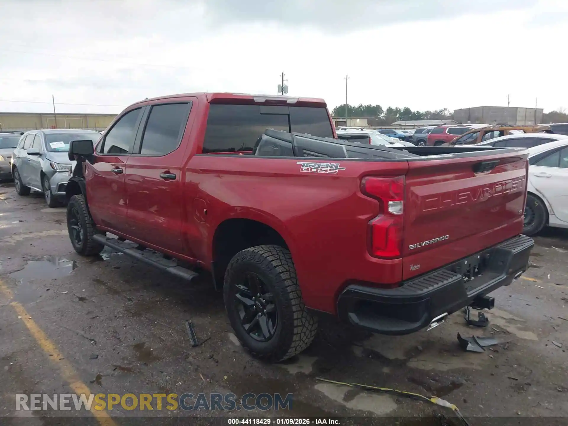 3 Photograph of a damaged car 3GCUDFED9RG358369 CHEVROLET SILVERADO 1500 2024