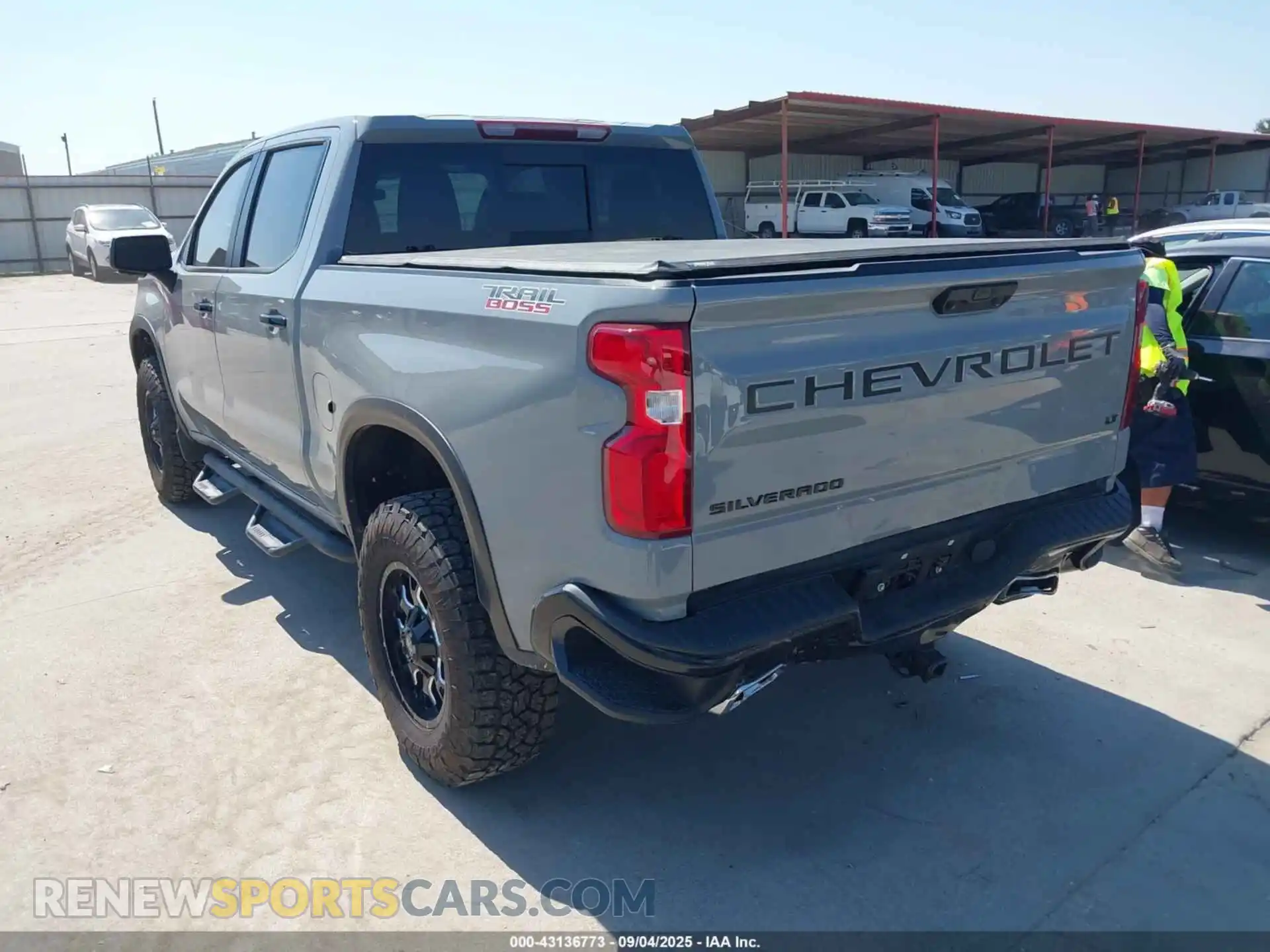 3 Photograph of a damaged car 3GCUDFEL7RG174863 CHEVROLET SILVERADO 1500 2024