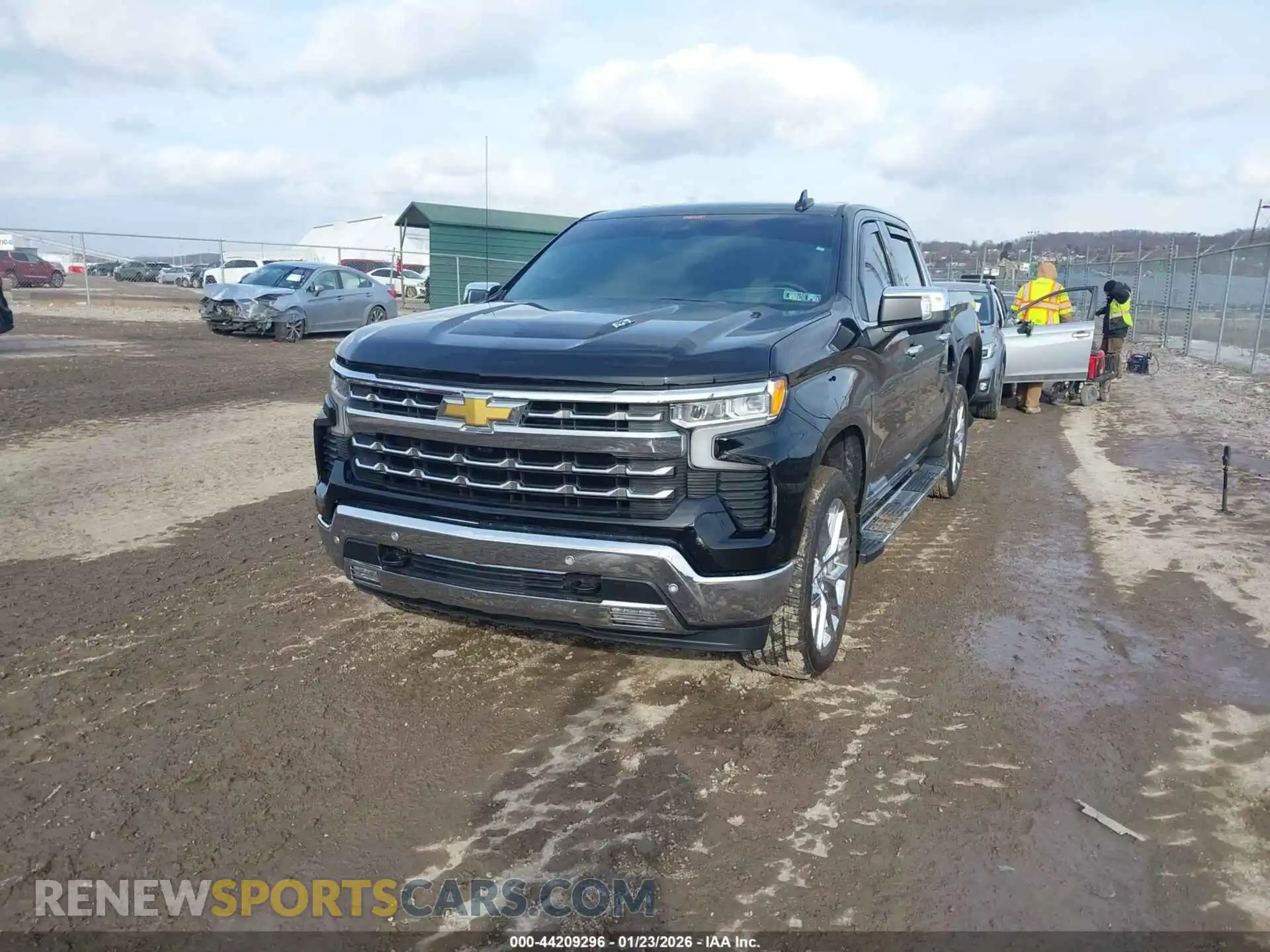 2 Photograph of a damaged car 3GCUDGEL2RG461436 CHEVROLET SILVERADO 1500 2024