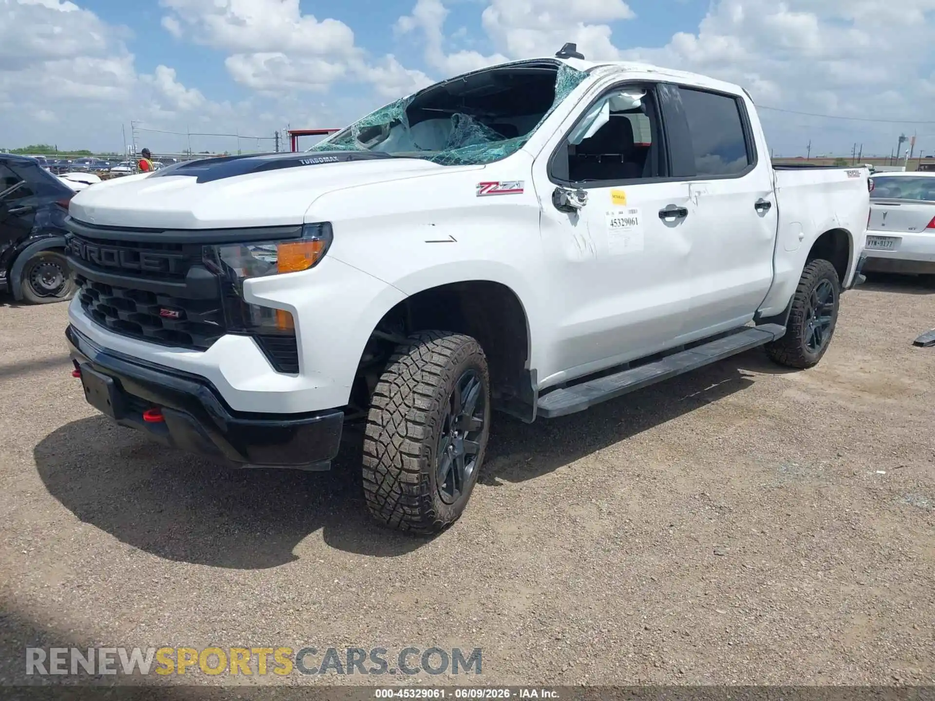 2 fotografías del automóvil dañado 3GCPKCEK1SG354743 CHEVROLET SILVERADO 1500 2025