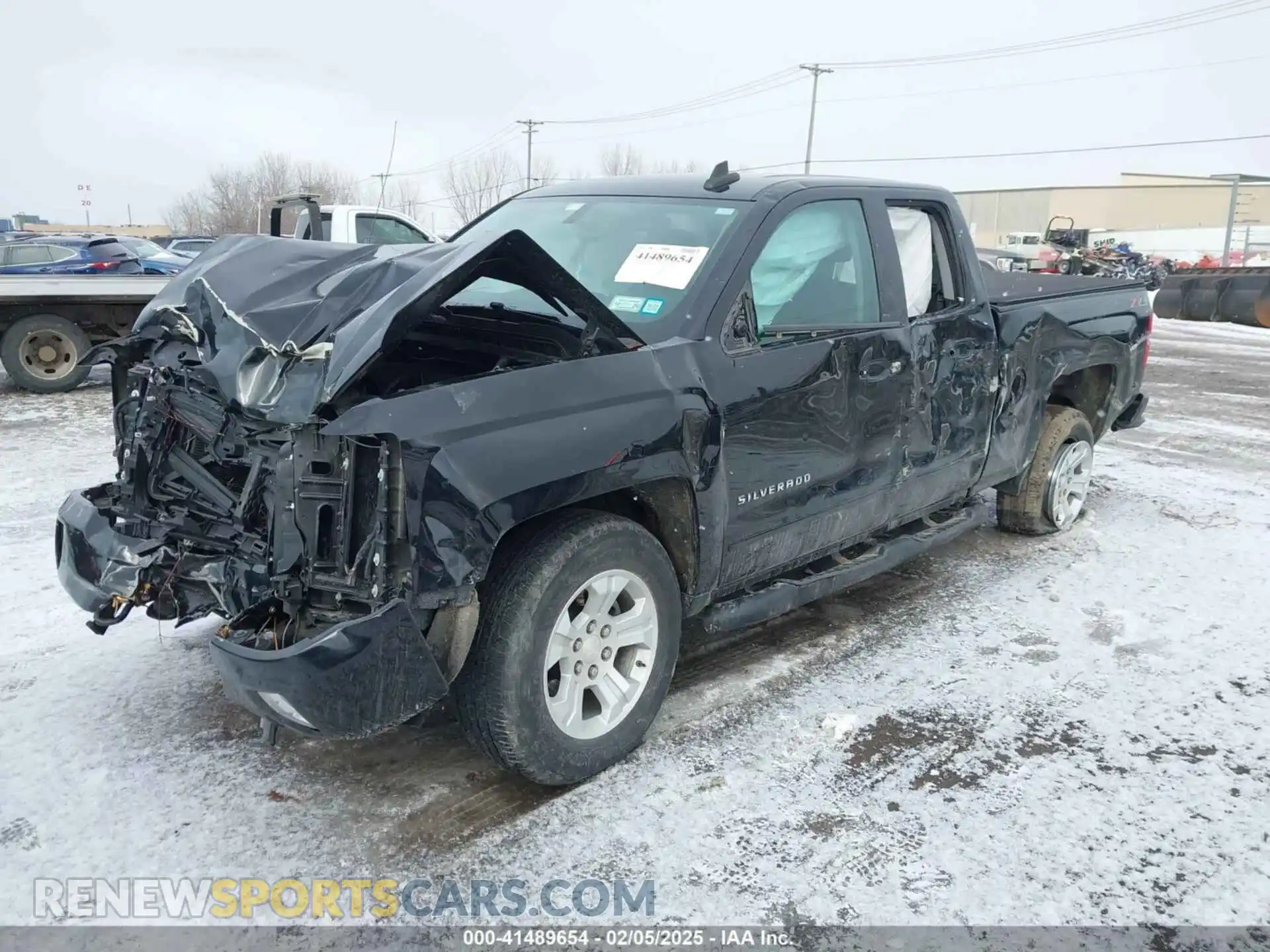 2 Photograph of a damaged car 2GCVKPEC4K1101237 CHEVROLET SILVERADO 1500 LD 2019