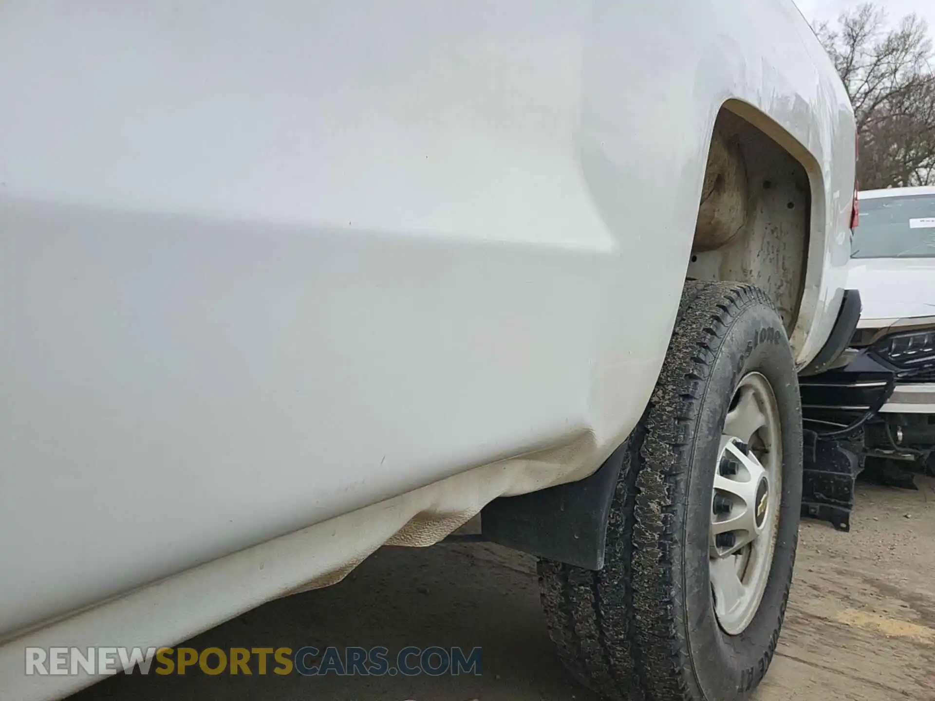3 Photograph of a damaged car 1GC1CREG5KF176807 CHEVROLET SILVERADO 2019