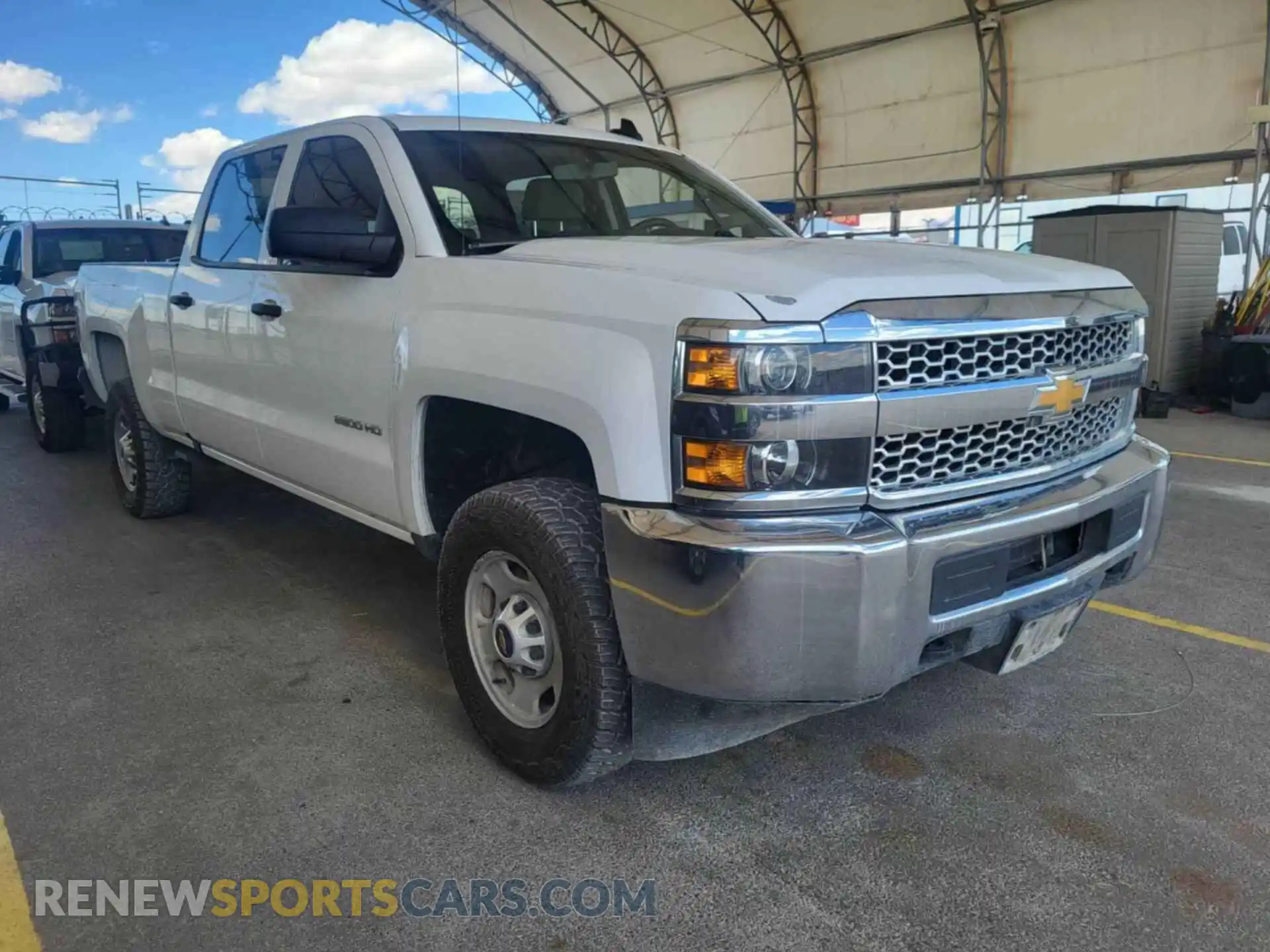 1 Photograph of a damaged car 1GC1KREG2KF218711 CHEVROLET SILVERADO 2019