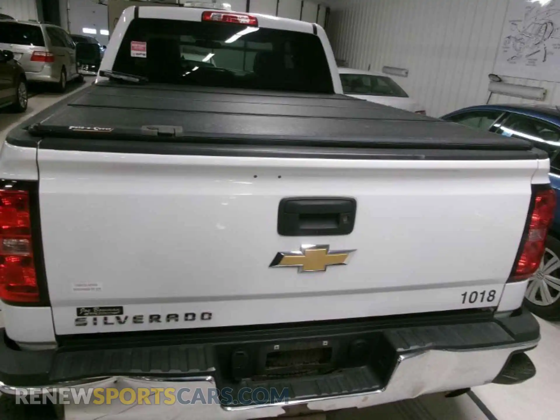 2 Photograph of a damaged car 2GC2KREG0K1113841 CHEVROLET SILVERADO 2019