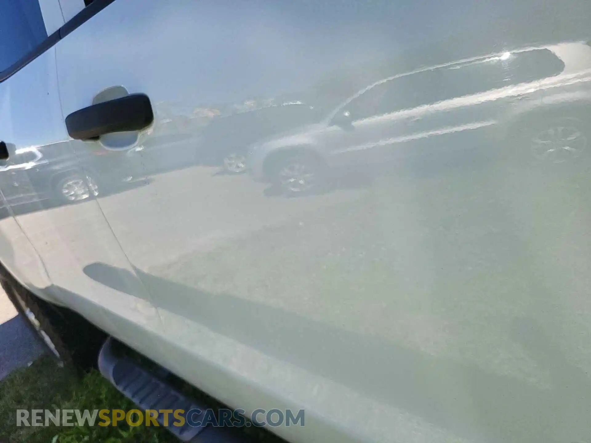 2 fotografías del automóvil dañado 2GC2KREG1K1184322 CHEVROLET SILVERADO 2019