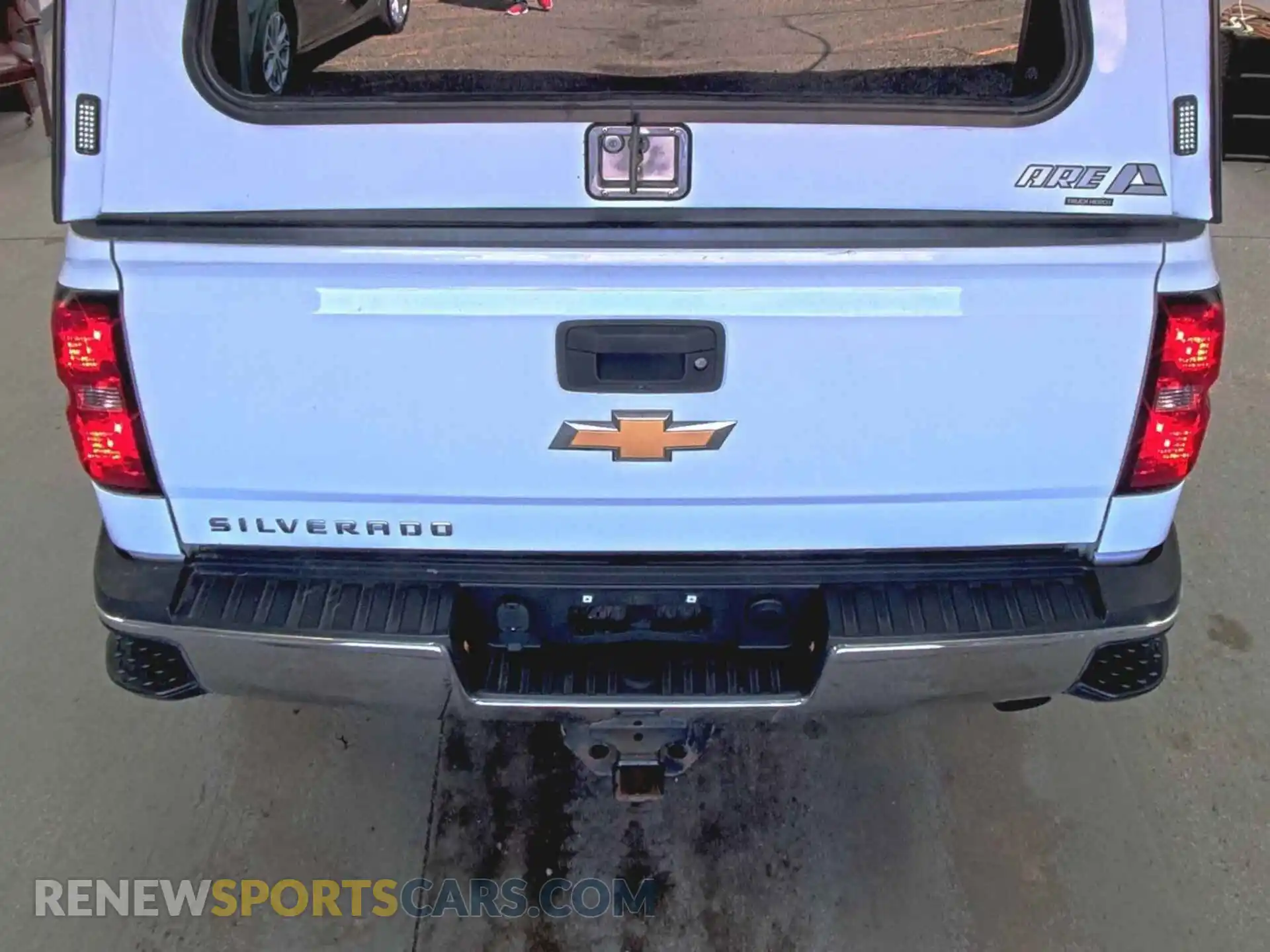 1 Photograph of a damaged car 2GC2KREG5K1124558 CHEVROLET SILVERADO 2019