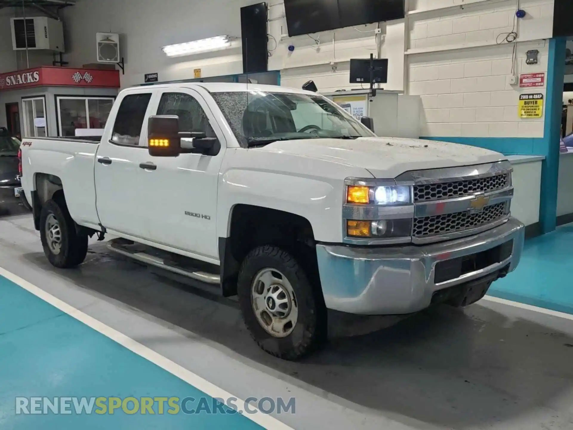 2 Photograph of a damaged car 2GC2KREG6K1117389 CHEVROLET SILVERADO 2019