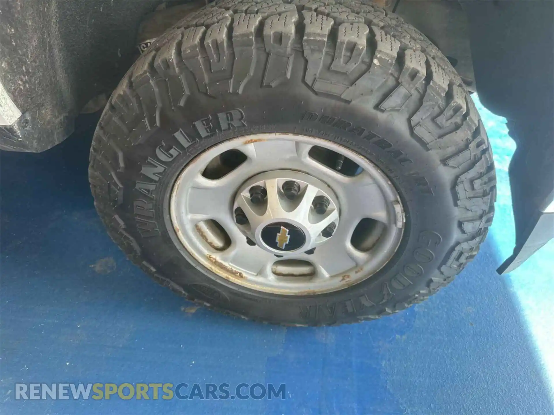 2 Photograph of a damaged car 2GC2KREG7K1110130 CHEVROLET SILVERADO 2019