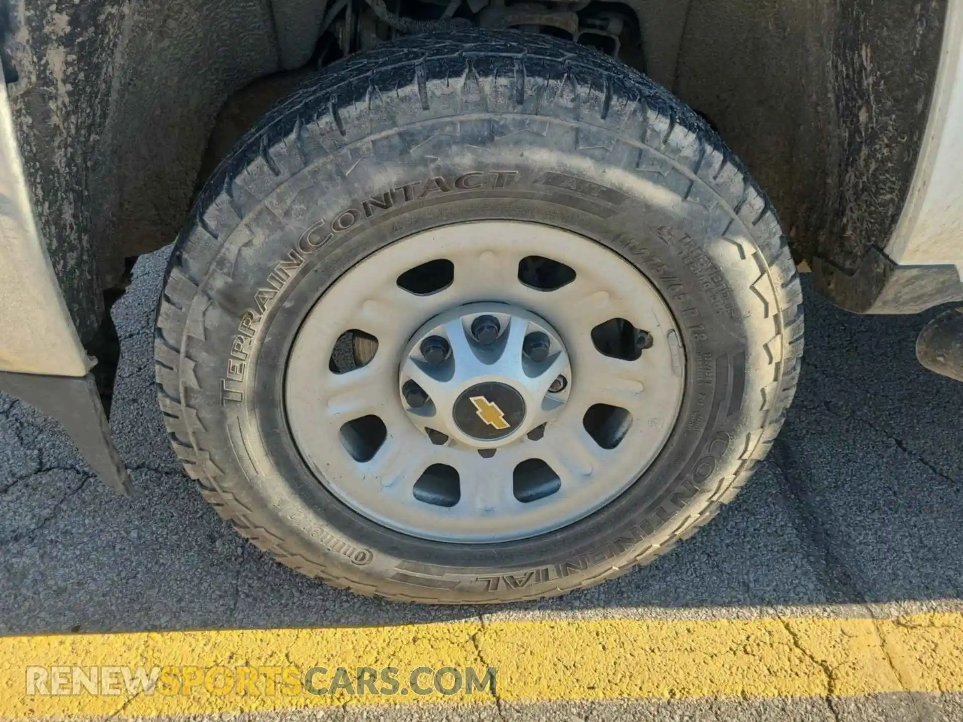 1 Photograph of a damaged car 2GC2KREG8K1187394 CHEVROLET SILVERADO 2019