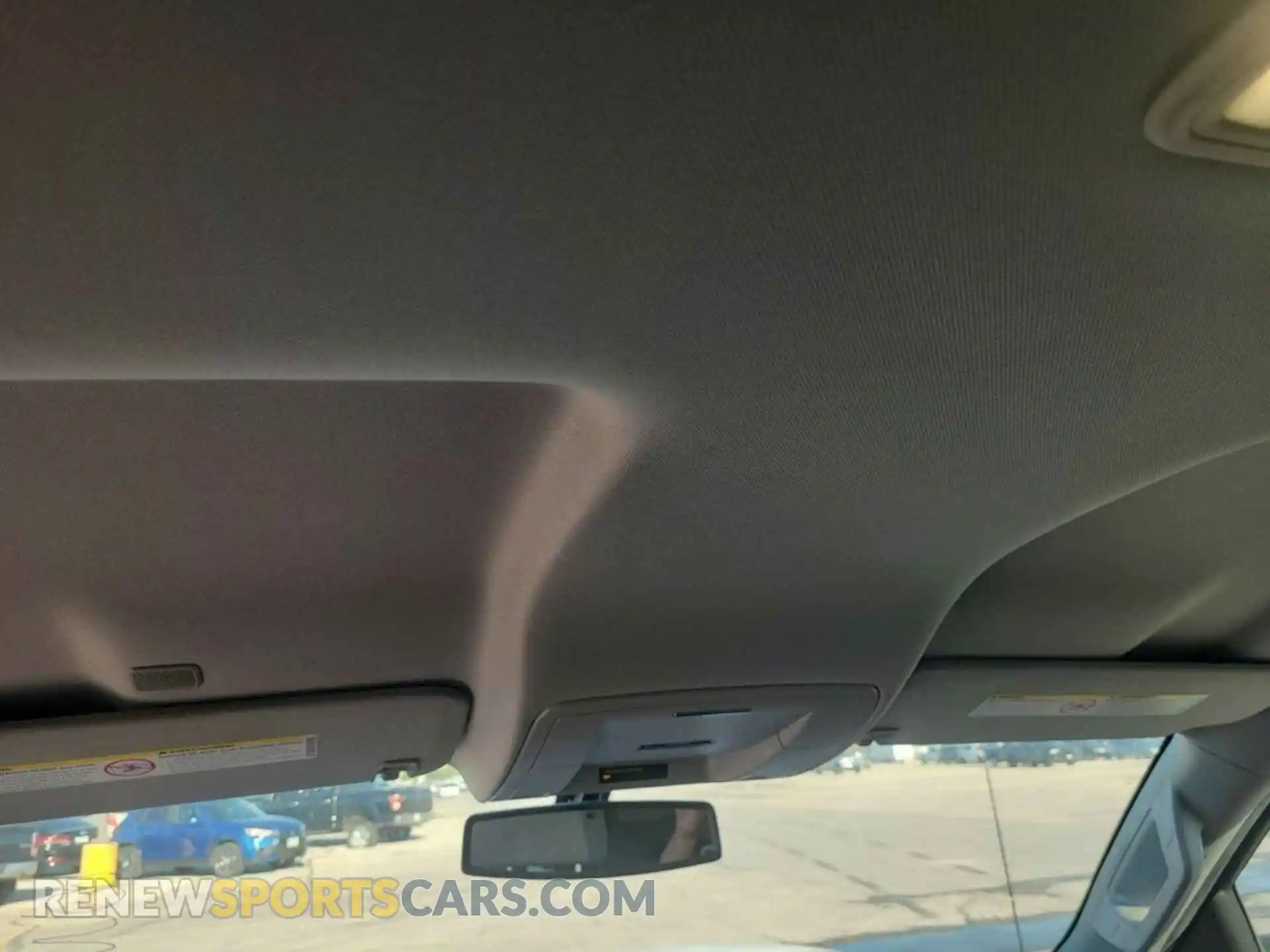2 Photograph of a damaged car 2GC2KREG9K1185489 CHEVROLET SILVERADO 2019