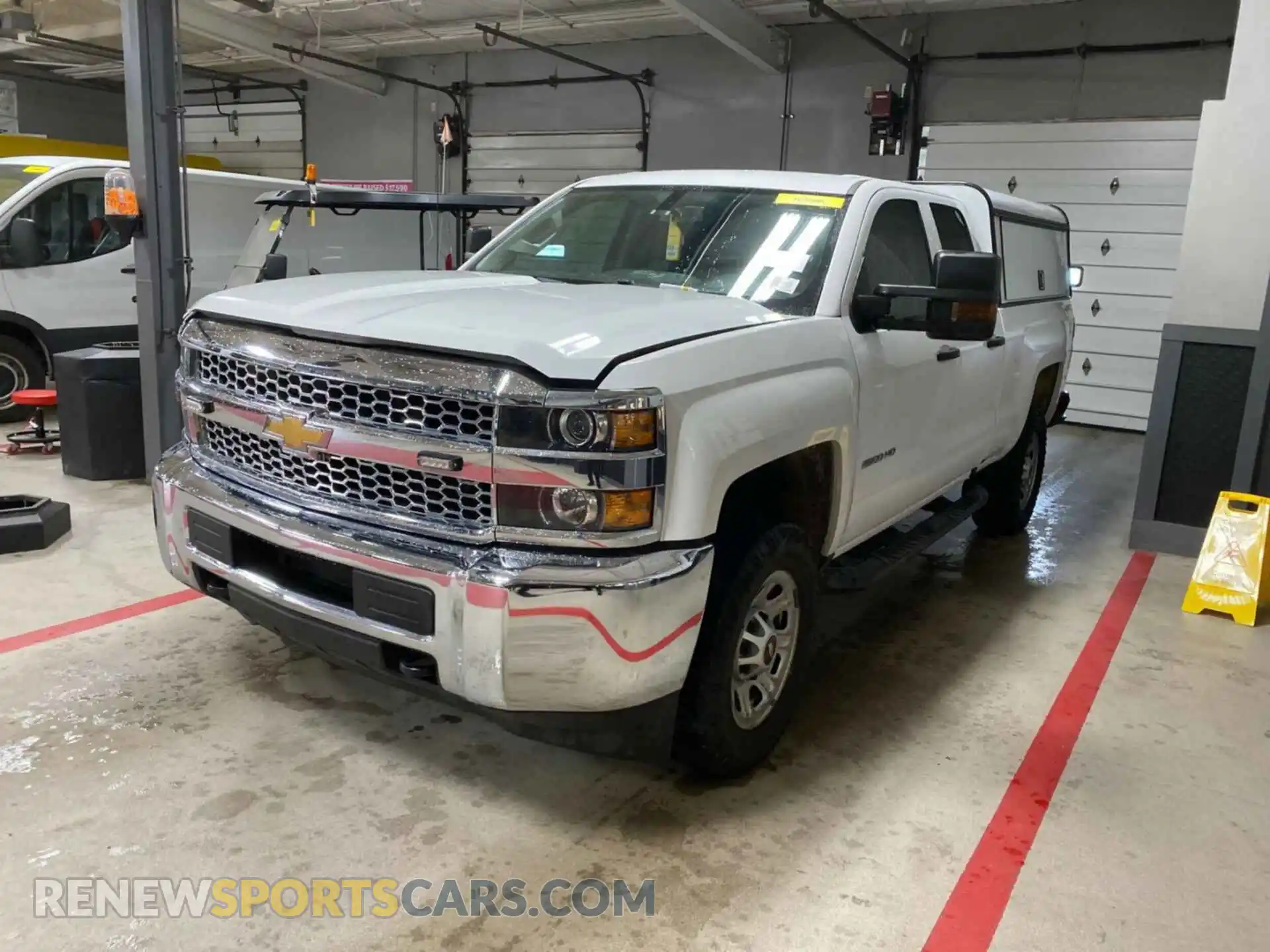 3 Photograph of a damaged car 2GC2KREGXK1189731 CHEVROLET SILVERADO 2019
