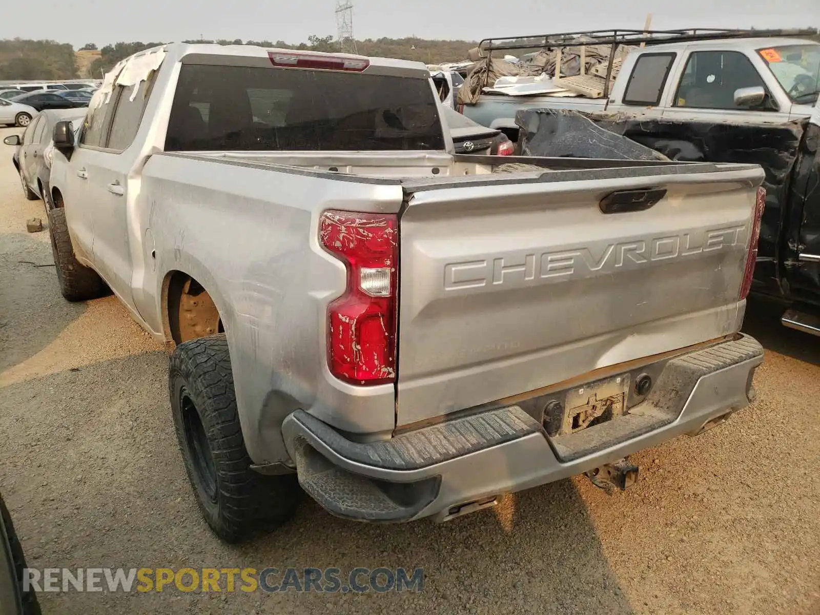 3 fotografías del automóvil dañado 3GCUYEED0KG138204 CHEVROLET SILVERADO 2019