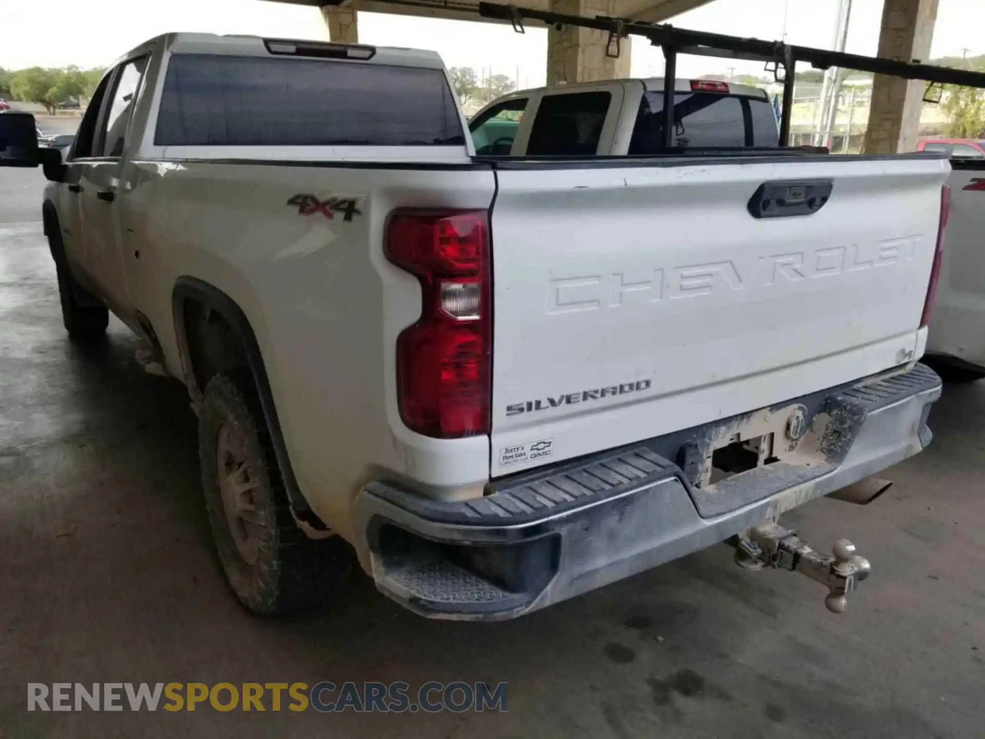 3 Photograph of a damaged car 1GC1YLE74LF160453 CHEVROLET SILVERADO 2020