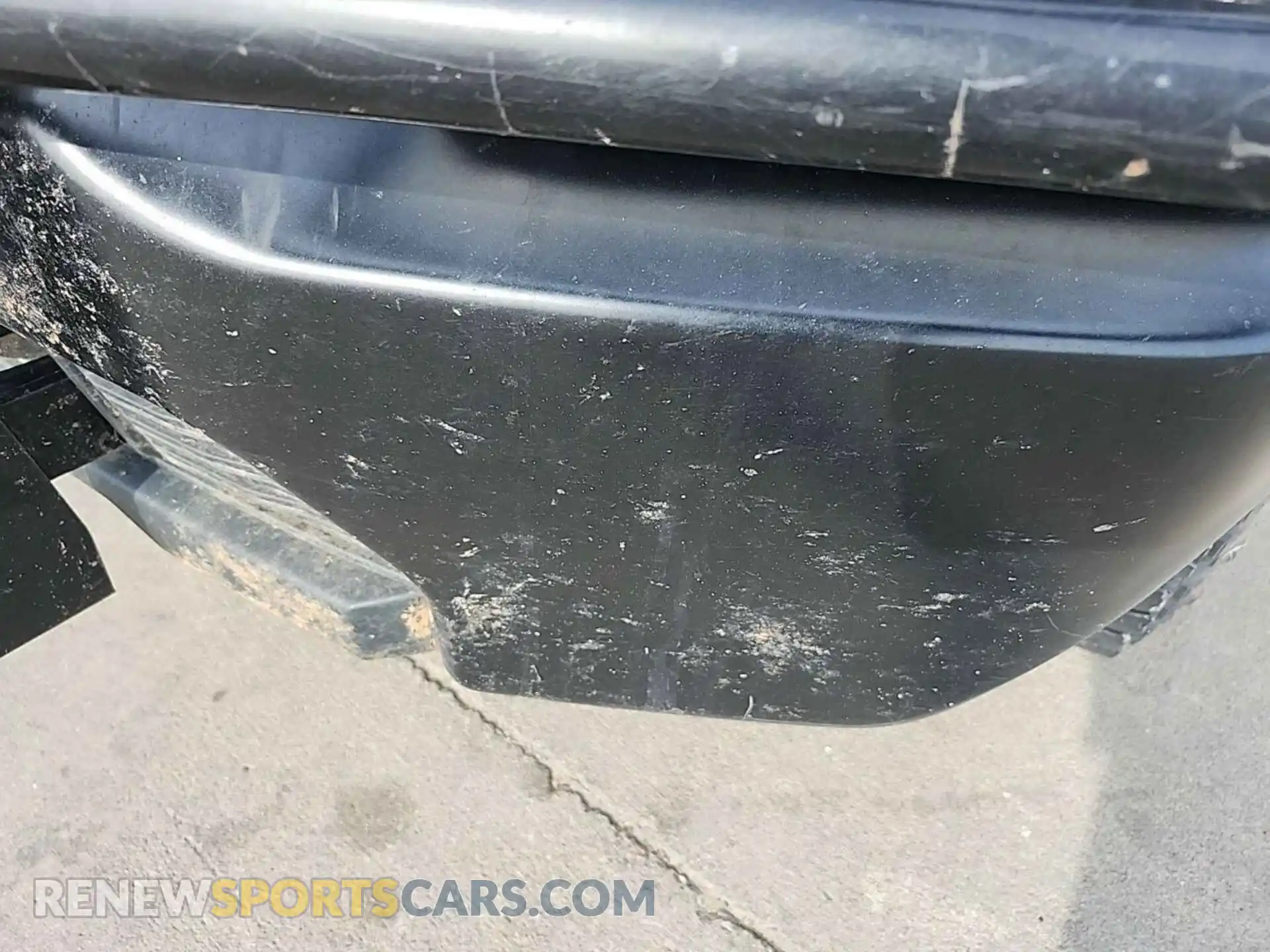 1 Photograph of a damaged car 1GC2YLE76LF233469 CHEVROLET SILVERADO 2020