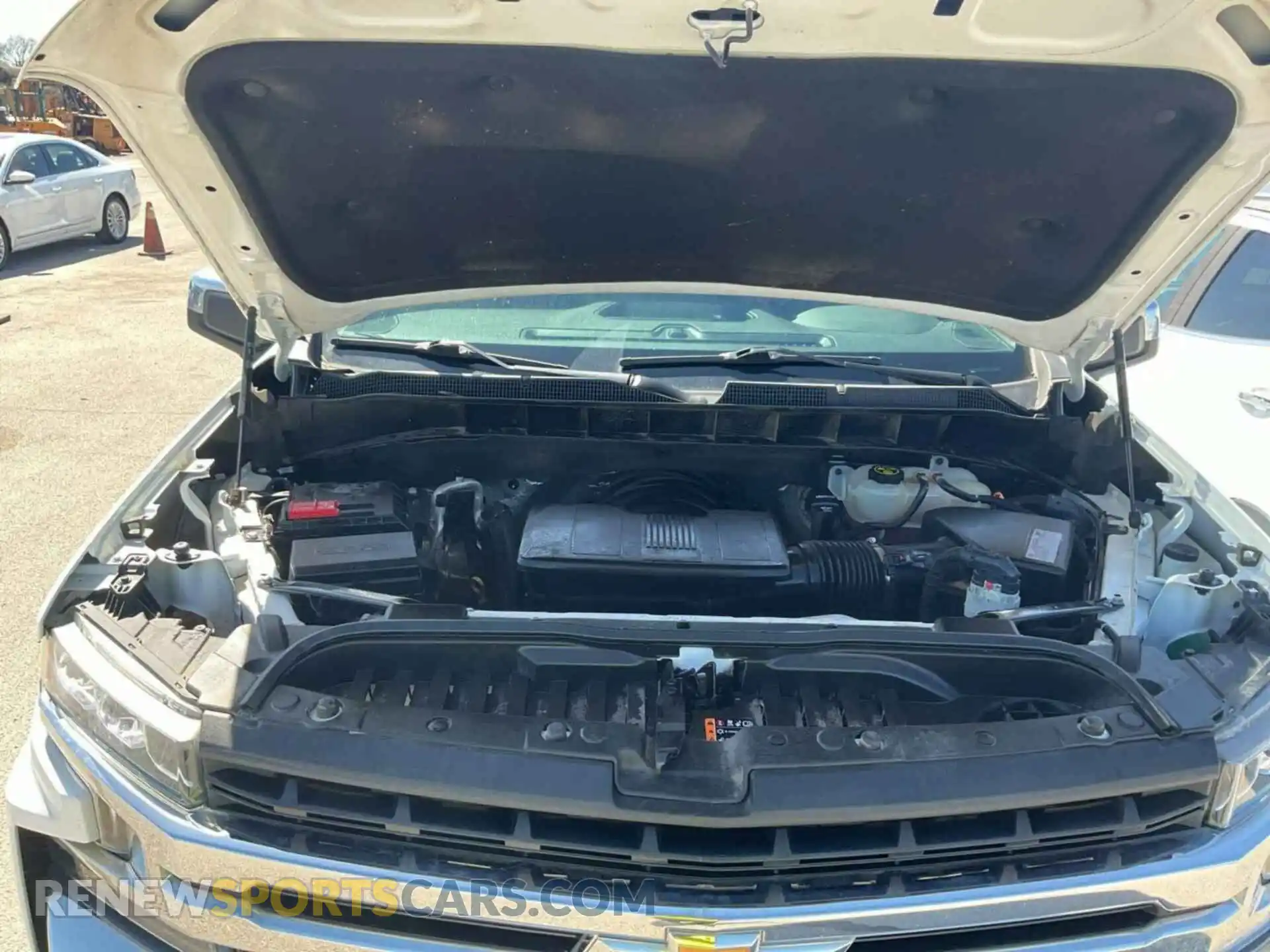 2 Photograph of a damaged car 1GCUYDED2LZ185908 CHEVROLET SILVERADO 2020