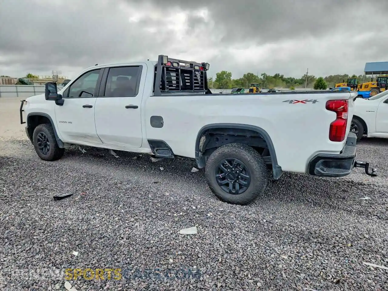2 Photograph of a damaged car 1GC1YLE74MF137515 CHEVROLET SILVERADO 2021