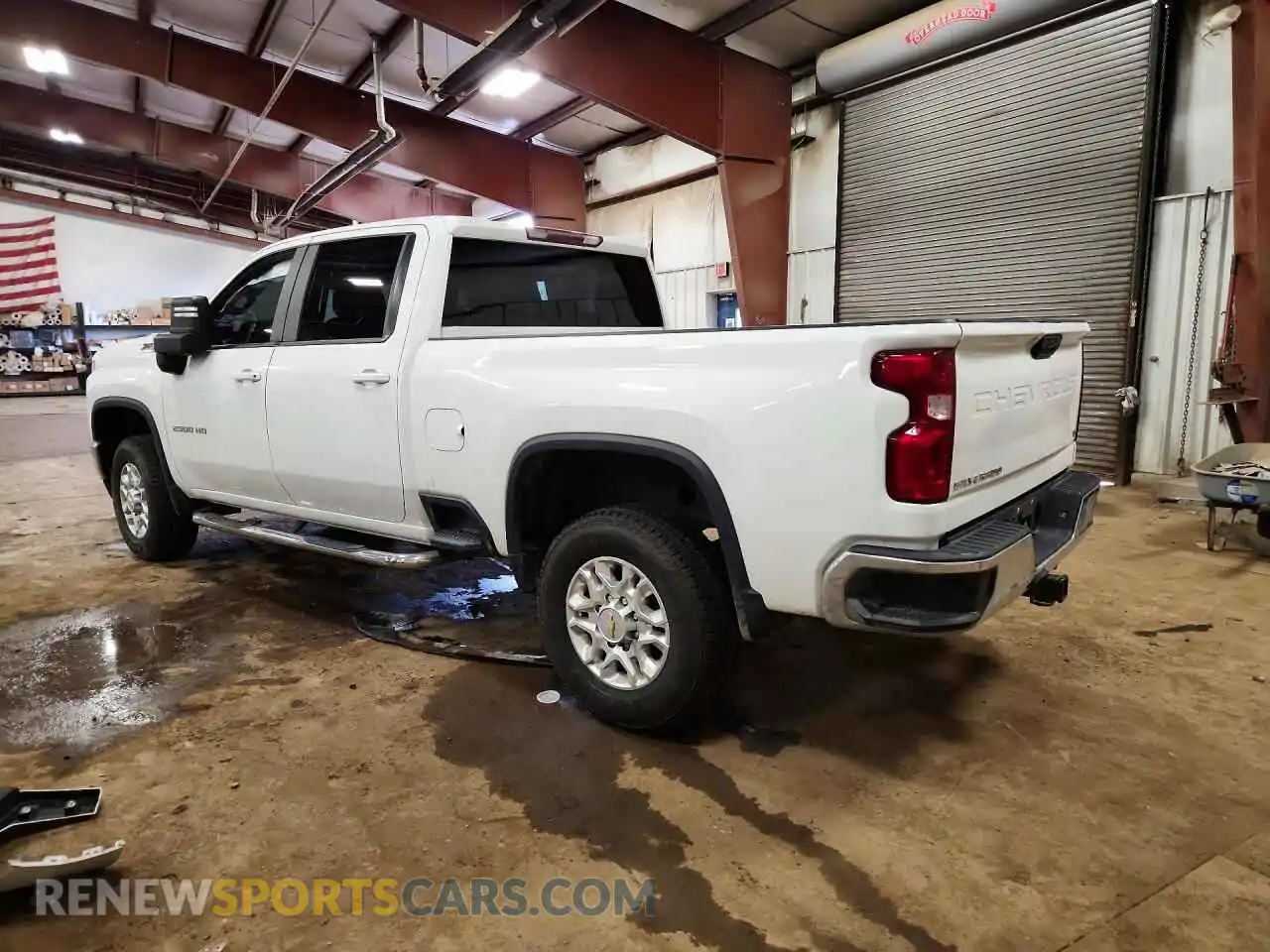 2 Photograph of a damaged car 1GC1YNEY2MF257575 CHEVROLET SILVERADO 2021