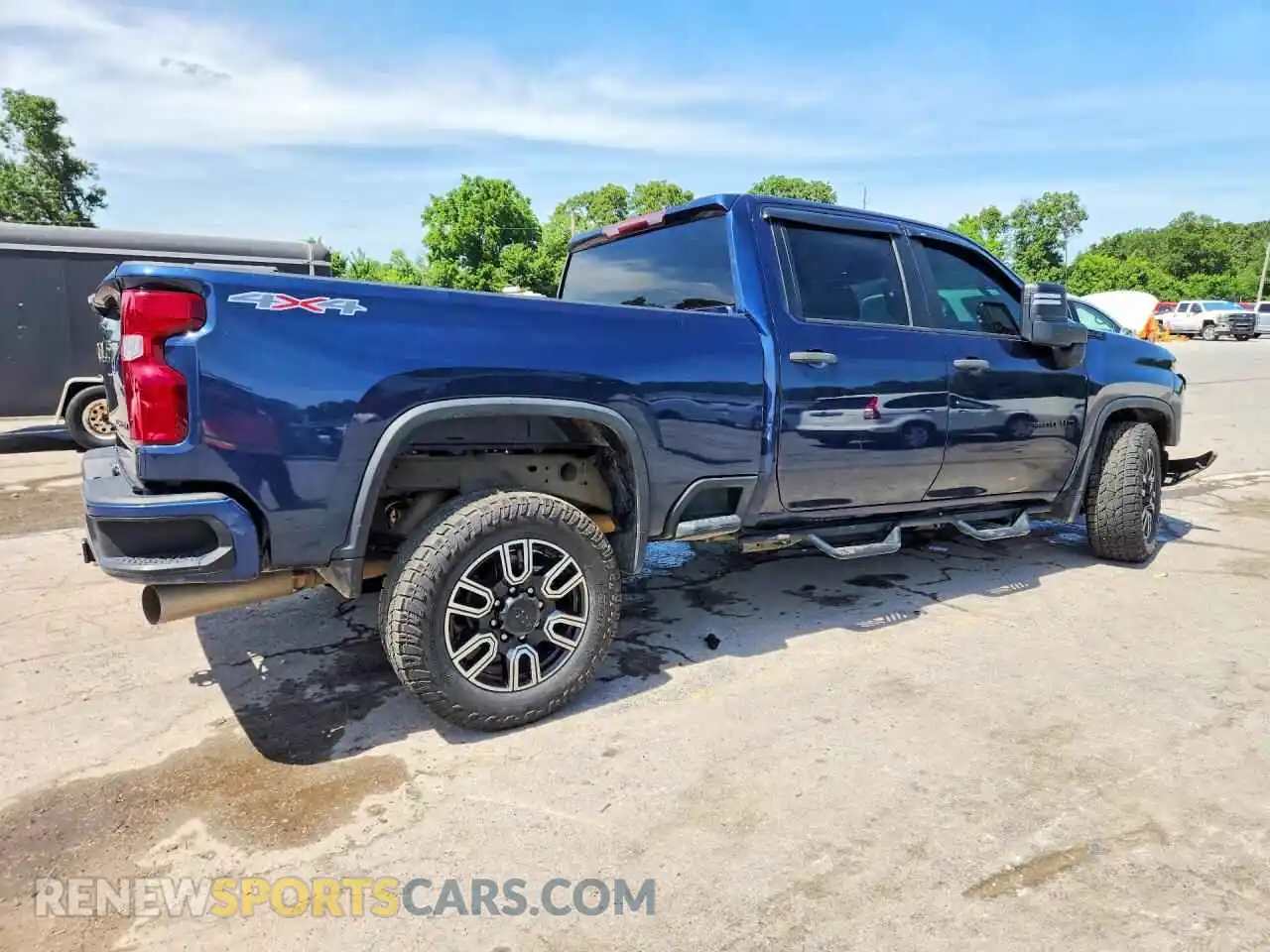 3 Фотография поврежденного автомобиля 1GC4YMEY4MF314253 CHEVROLET SILVERADO 2021