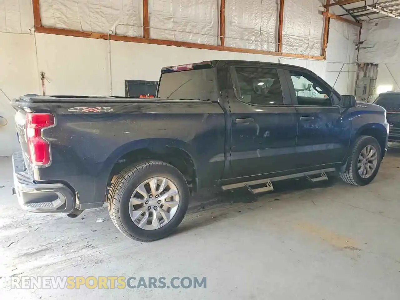 3 Photograph of a damaged car 1GCPYBEKXMZ240316 CHEVROLET SILVERADO 2021