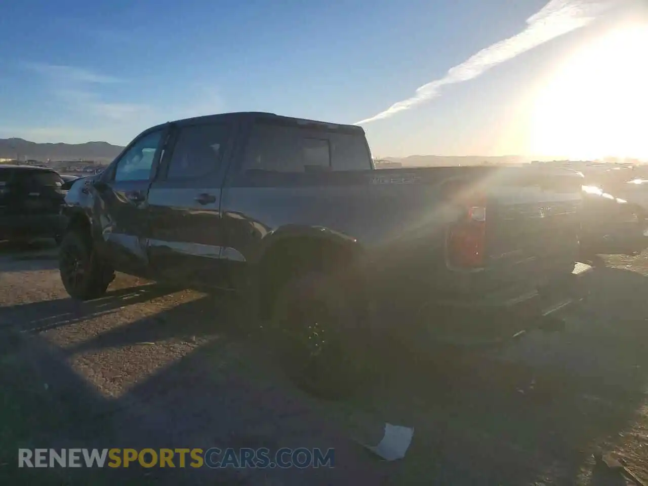 2 Фотография поврежденного автомобиля 1GCPYFED4MZ212696 CHEVROLET SILVERADO 2021