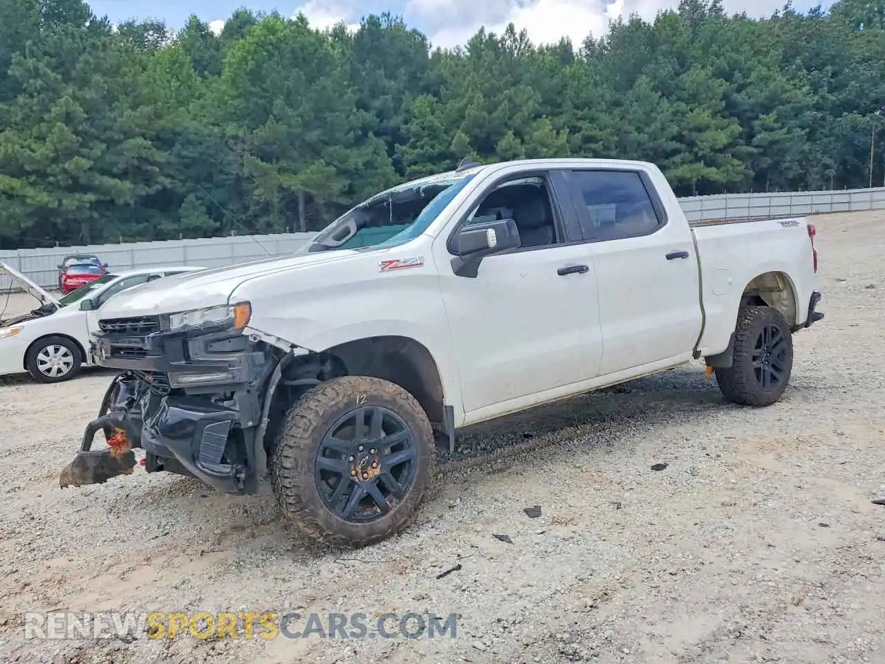 1 Photograph of a damaged car 1GCPYFED6MZ198266 CHEVROLET SILVERADO 2021